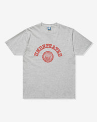 UNDEFEATED CREST S/S TEE - HEATHER GREY