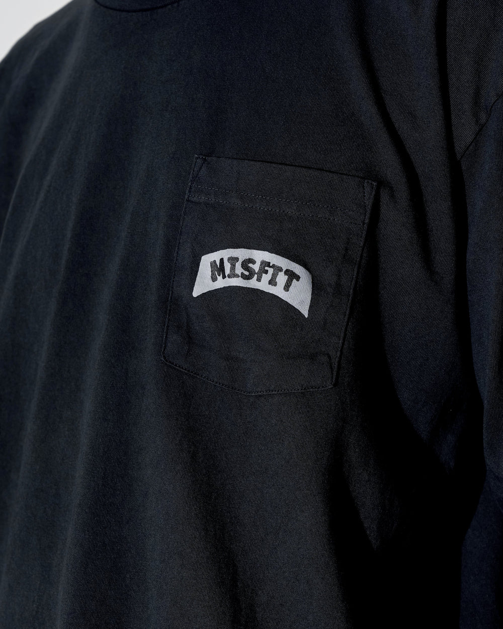 UACTP X GARDAR EIDE EINARSSON STANDARD BRIEF L/S POCKET TEE - BLACK