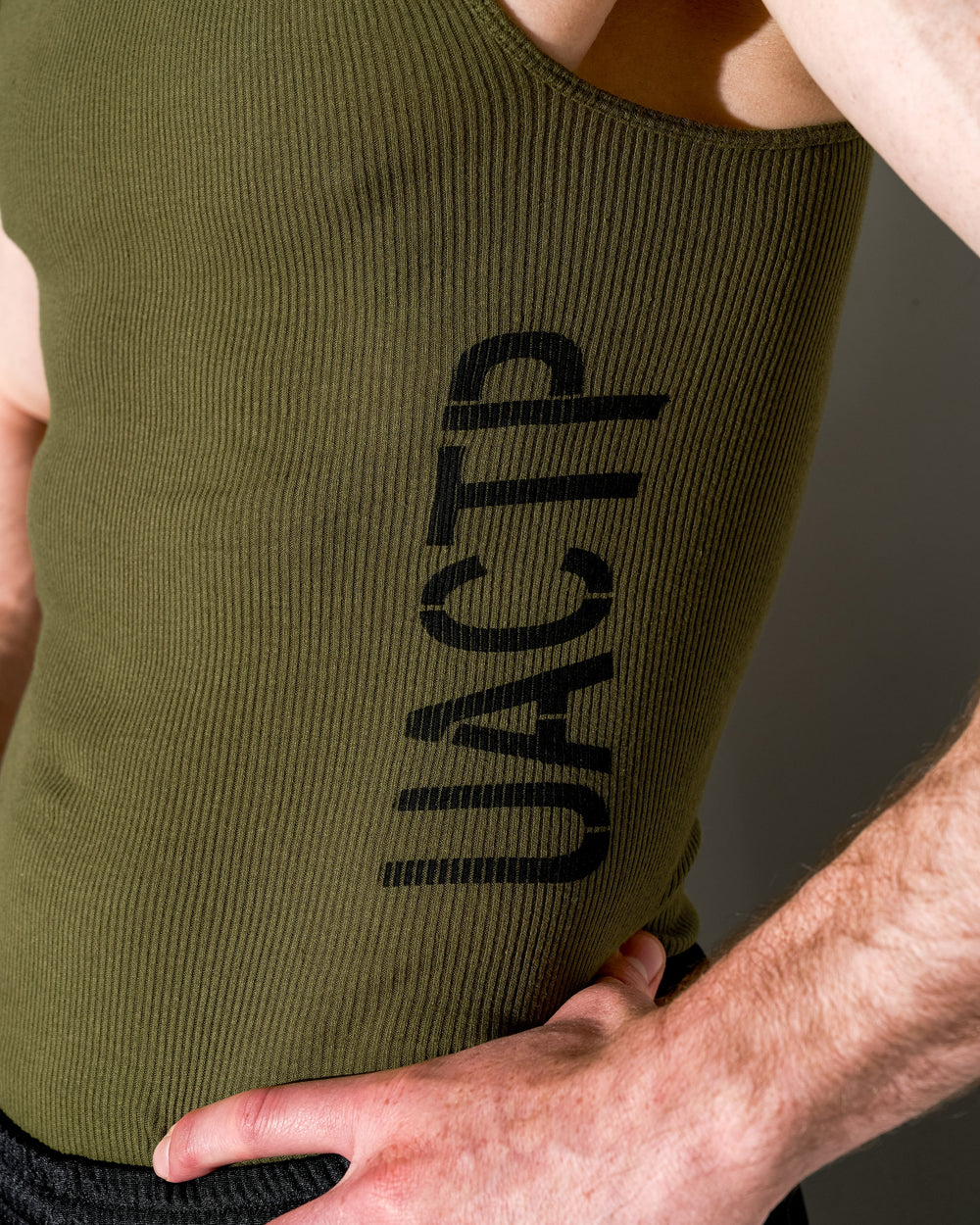 UACTP X GARDAR EIDE EINARSSON STENCIL RIB TANK - BLACK
