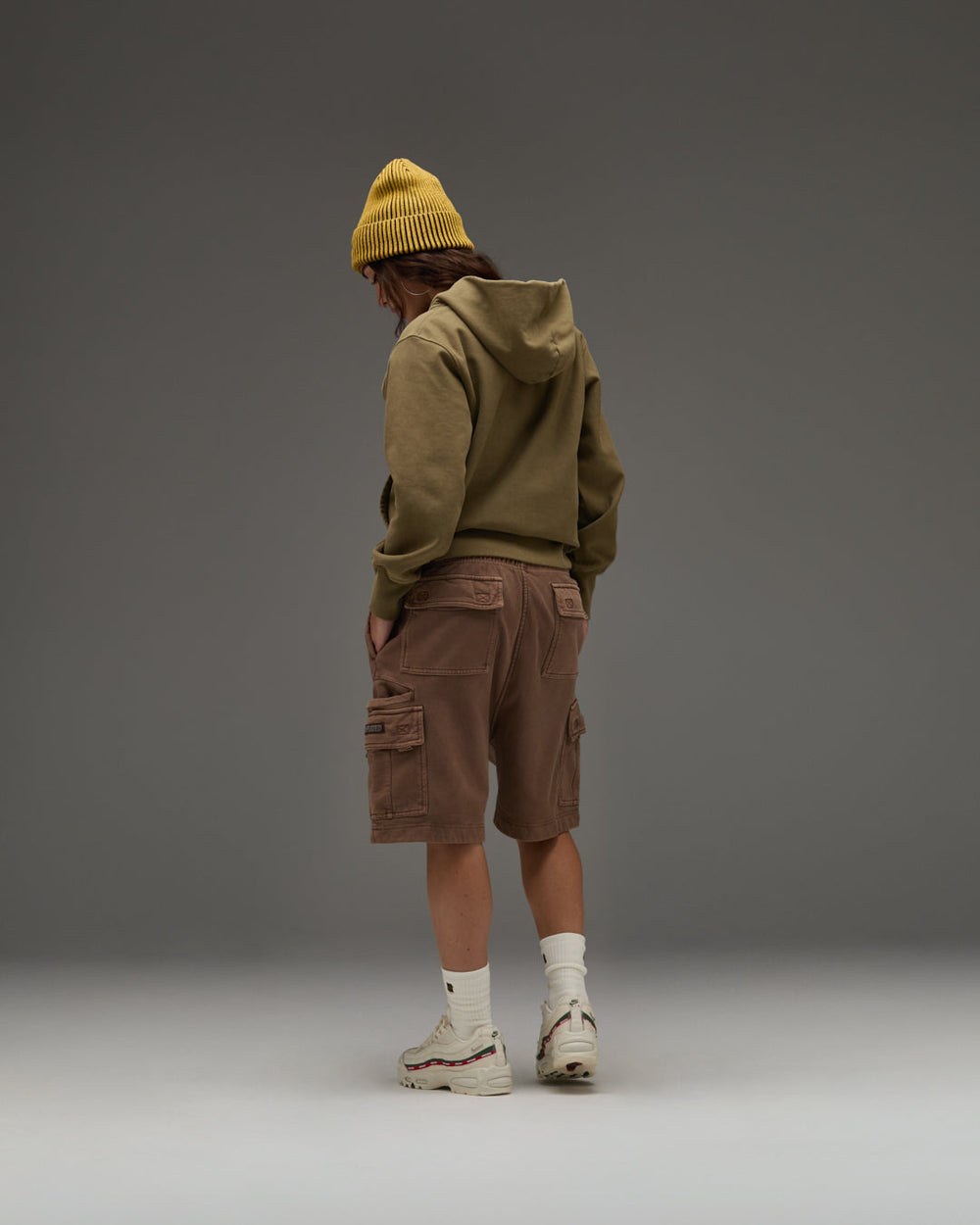 UNDEFEATED CARGO SWEATSHORT - BLACK