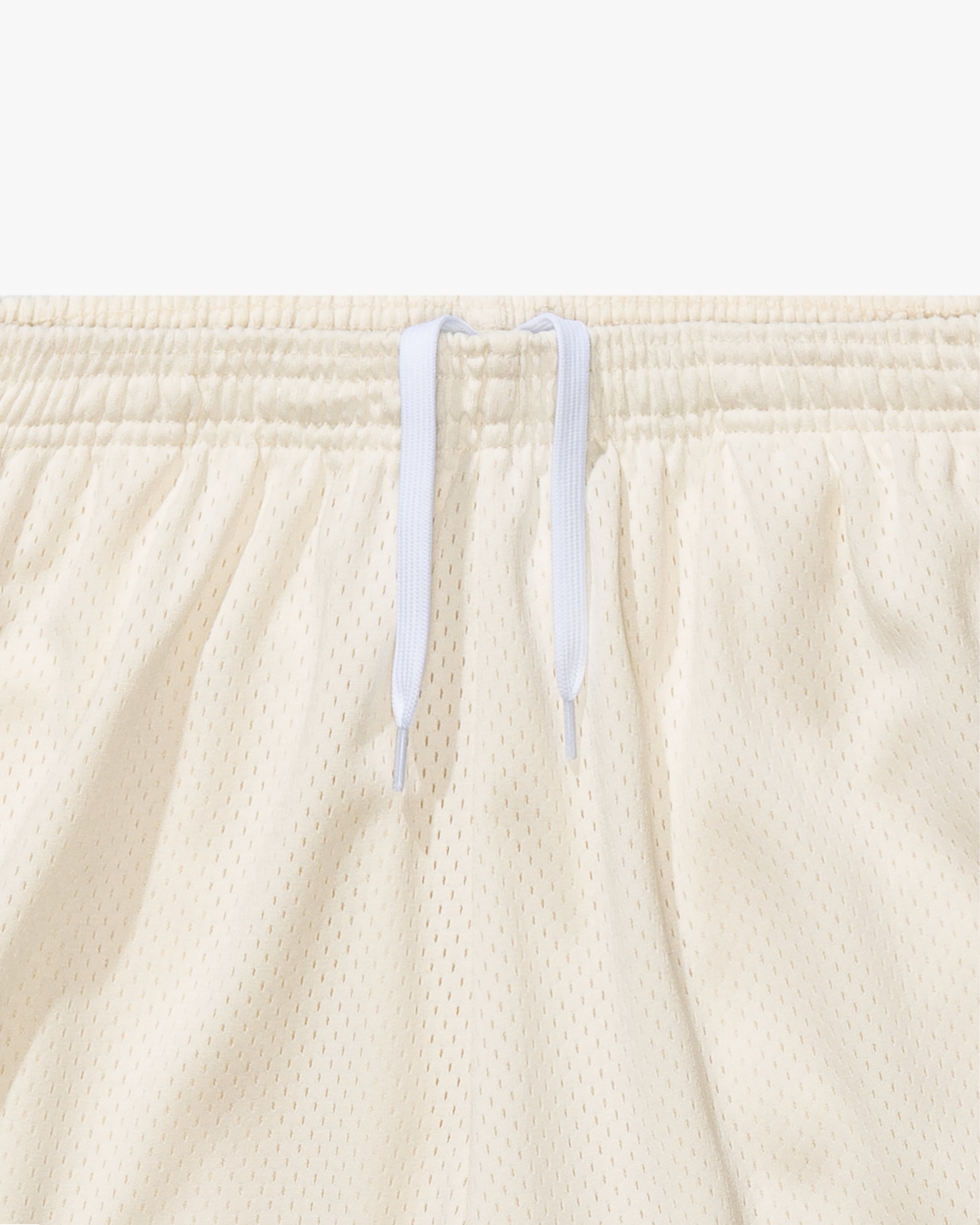 UNDEFEATED ICON HOOP SHORT - IVORY