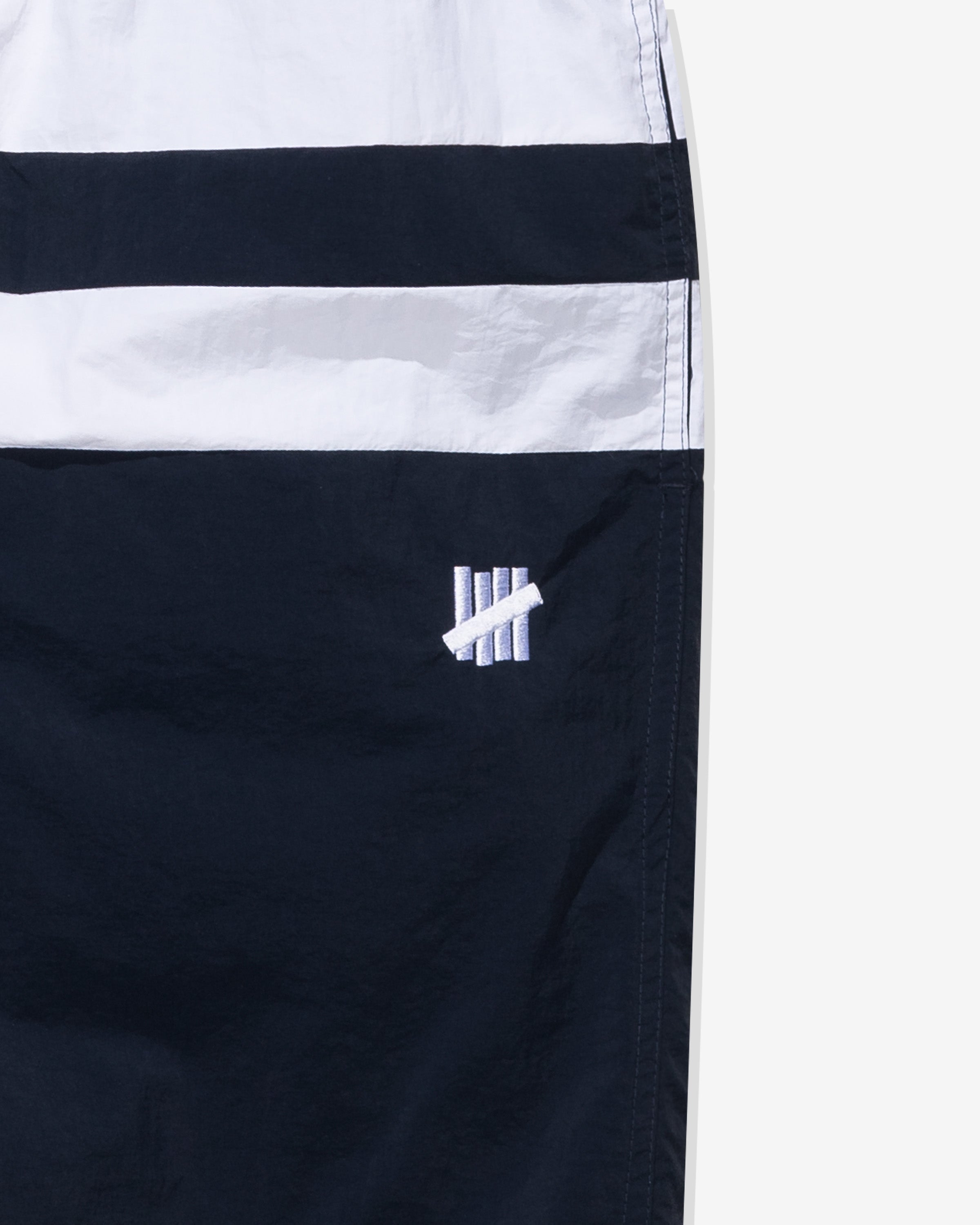 UNDEFEATED STRIPED SWIM SHORT - NAVY