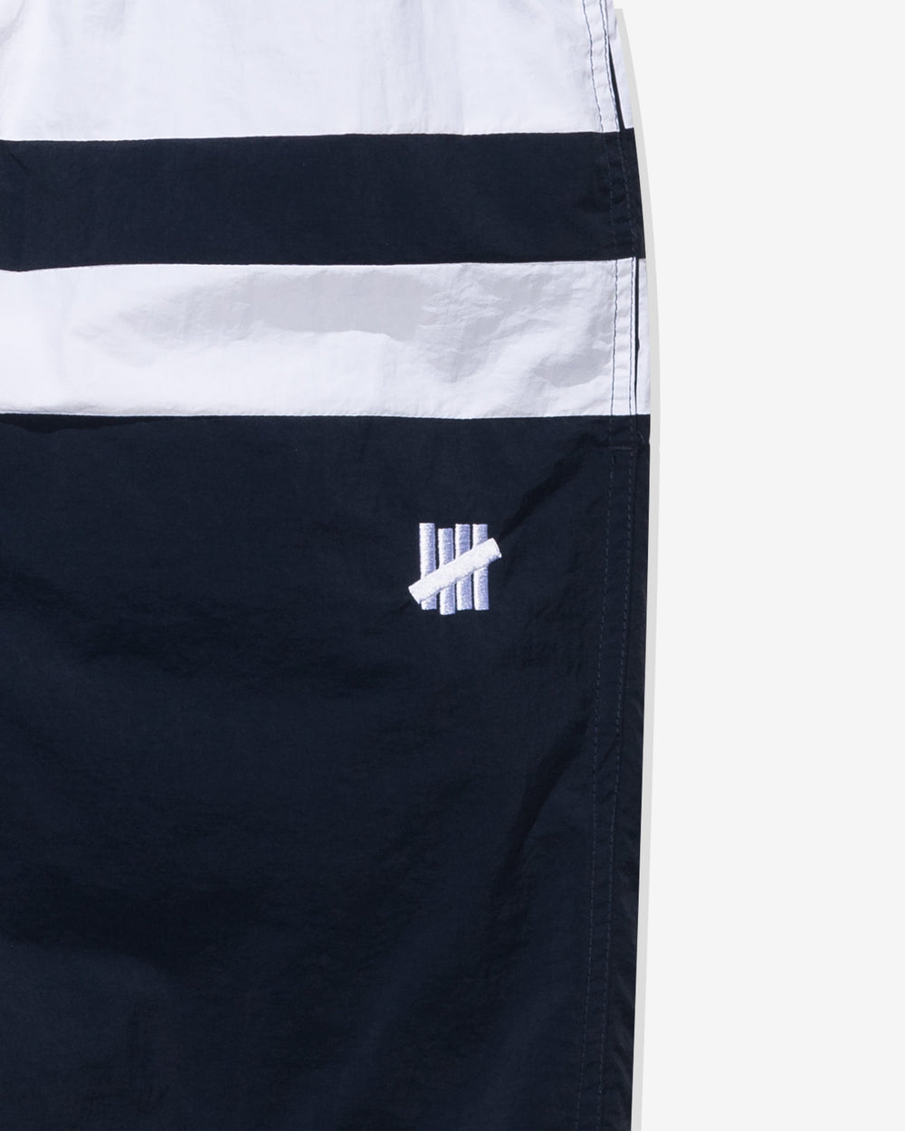 UNDEFEATED STRIPED SWIM SHORT - NAVY