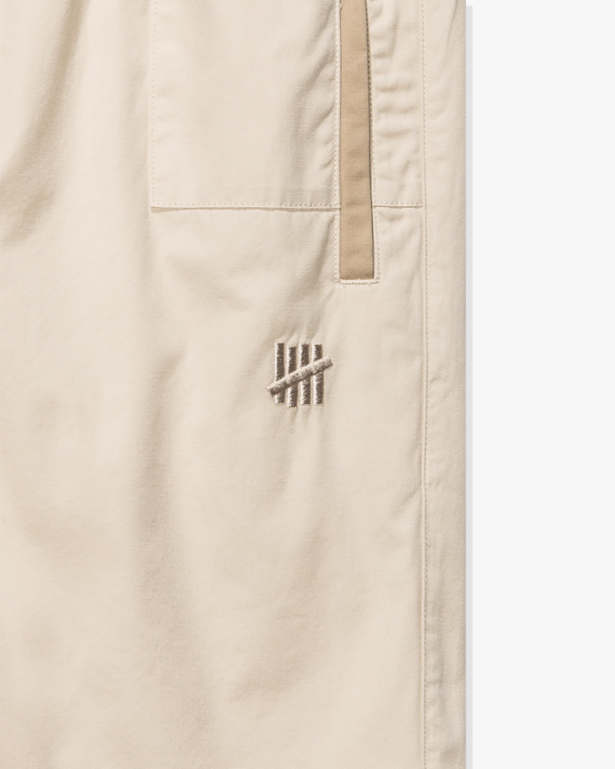 UNDEFEATED PATCHWORK SHORT - LIGHT TAN