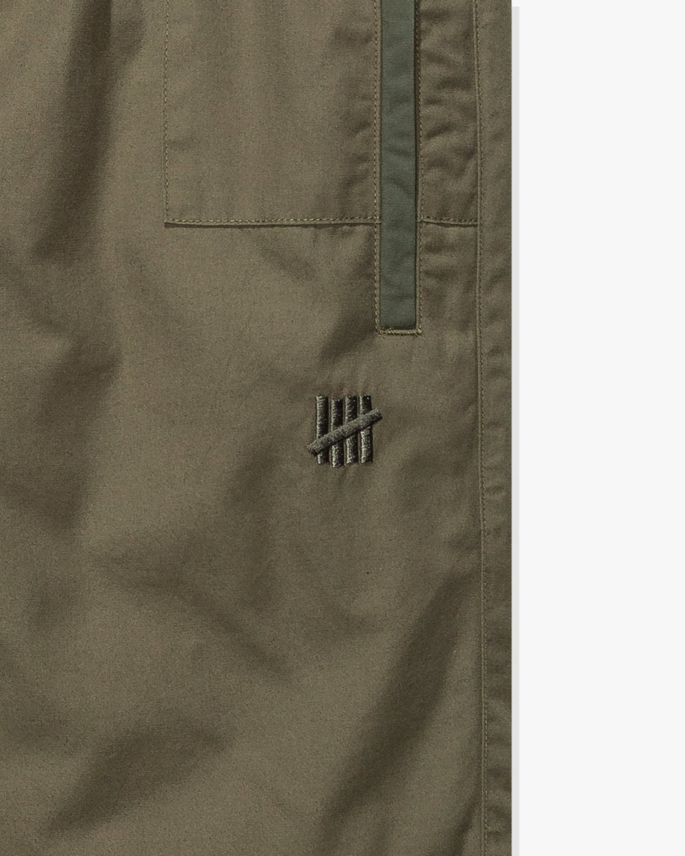 UNDEFEATED PATCHWORK SHORT - OLIVE