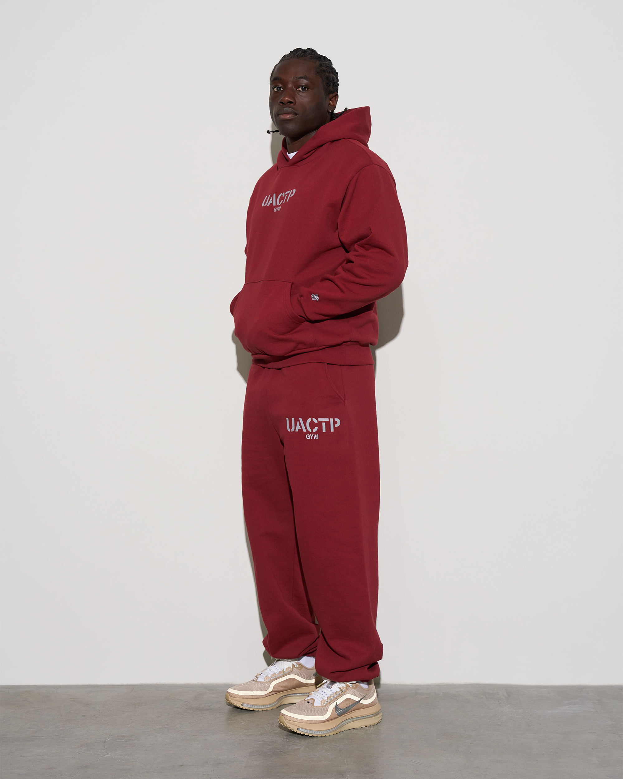 UACTP STENCIL GYM PULLOVER HOOD - BURGUNDY -