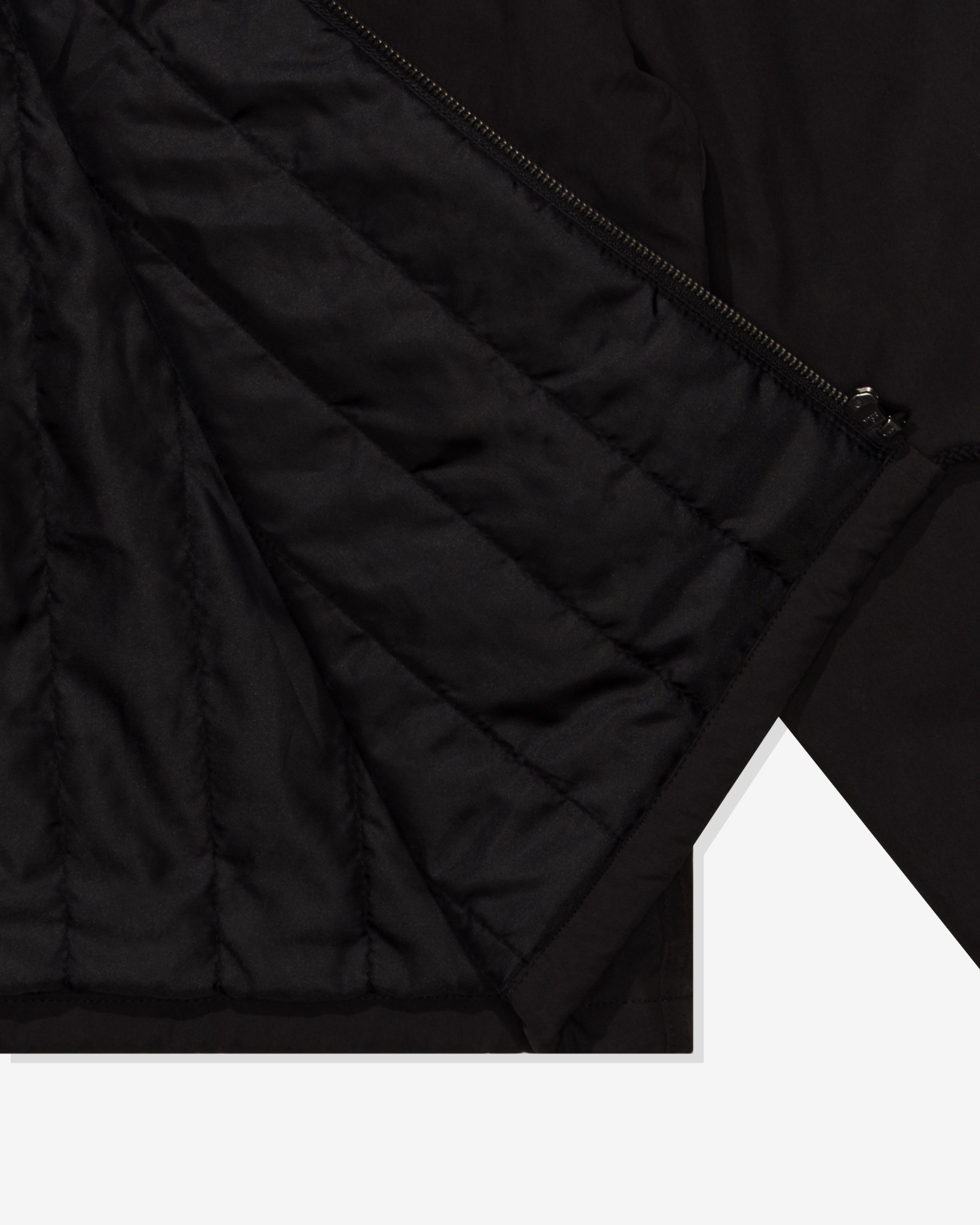 UNDEFEATED HOODED LIGHTWEIGHT WOVEN JACKET - BLACK -