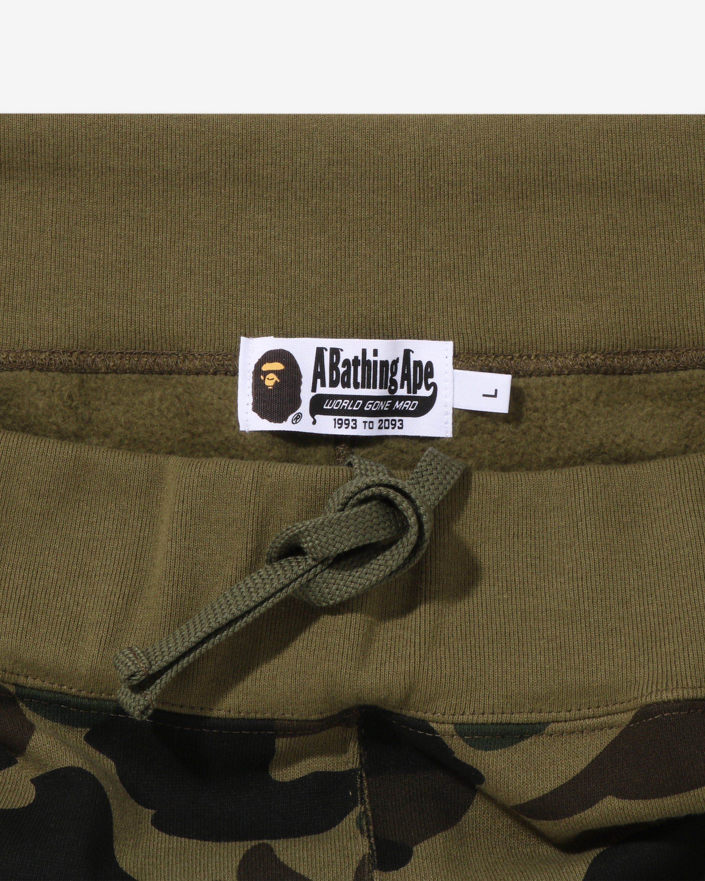 BAPE 1ST CAMO APE HEAD PATCHED SWEAT PANTS - GREEN