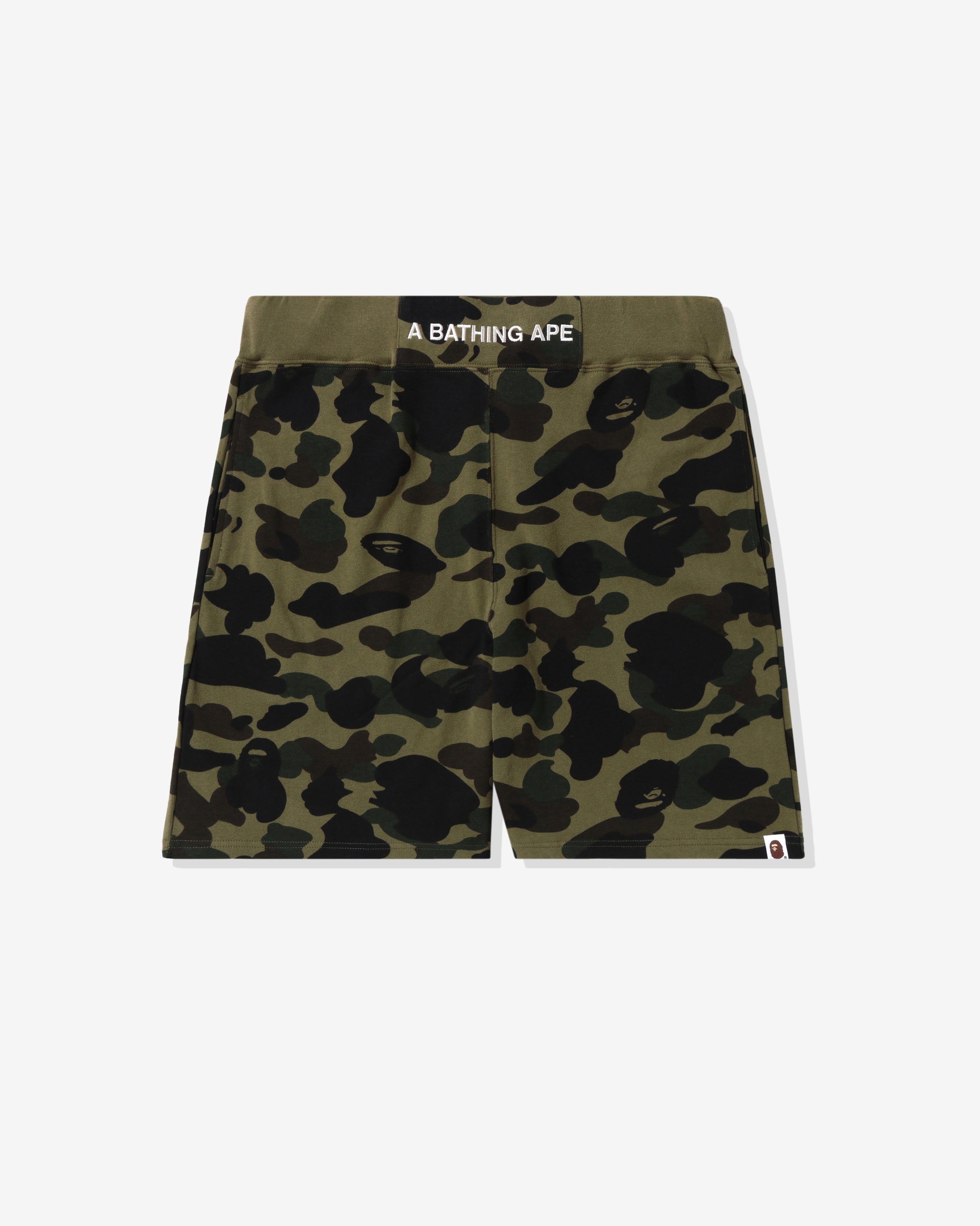 BAPE 1ST CAMO SWEAT SHORTS - GREEN
