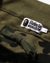 BAPE 1ST CAMO SWEAT SHORTS - GREEN