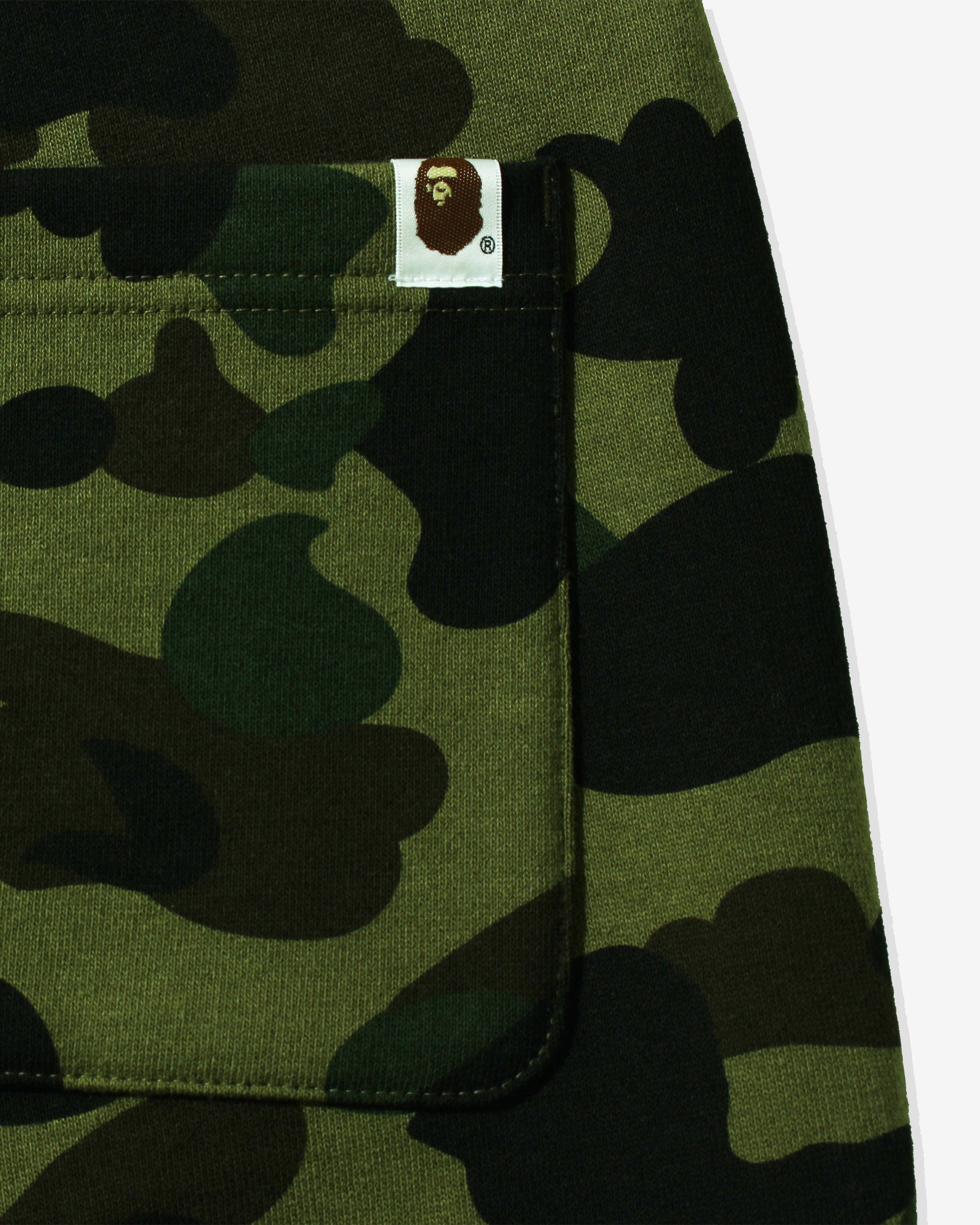 BAPE 1ST CAMO SHARK SLIM FIT SWEAT PANTS - GREEN