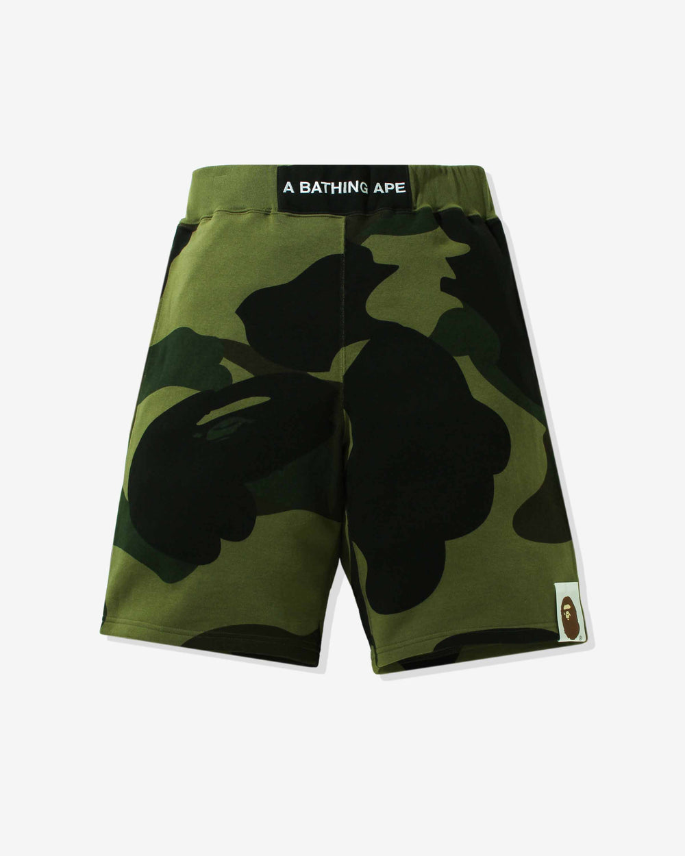 BAPE GIANT 1ST CAMO WIDE FIT SWEAT SHORTS - GREEN