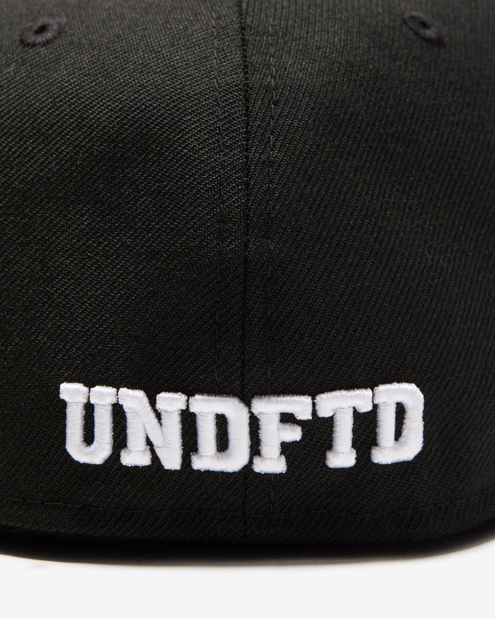 UNDEFEATED X NE ALL OVER FITTED - BLACK