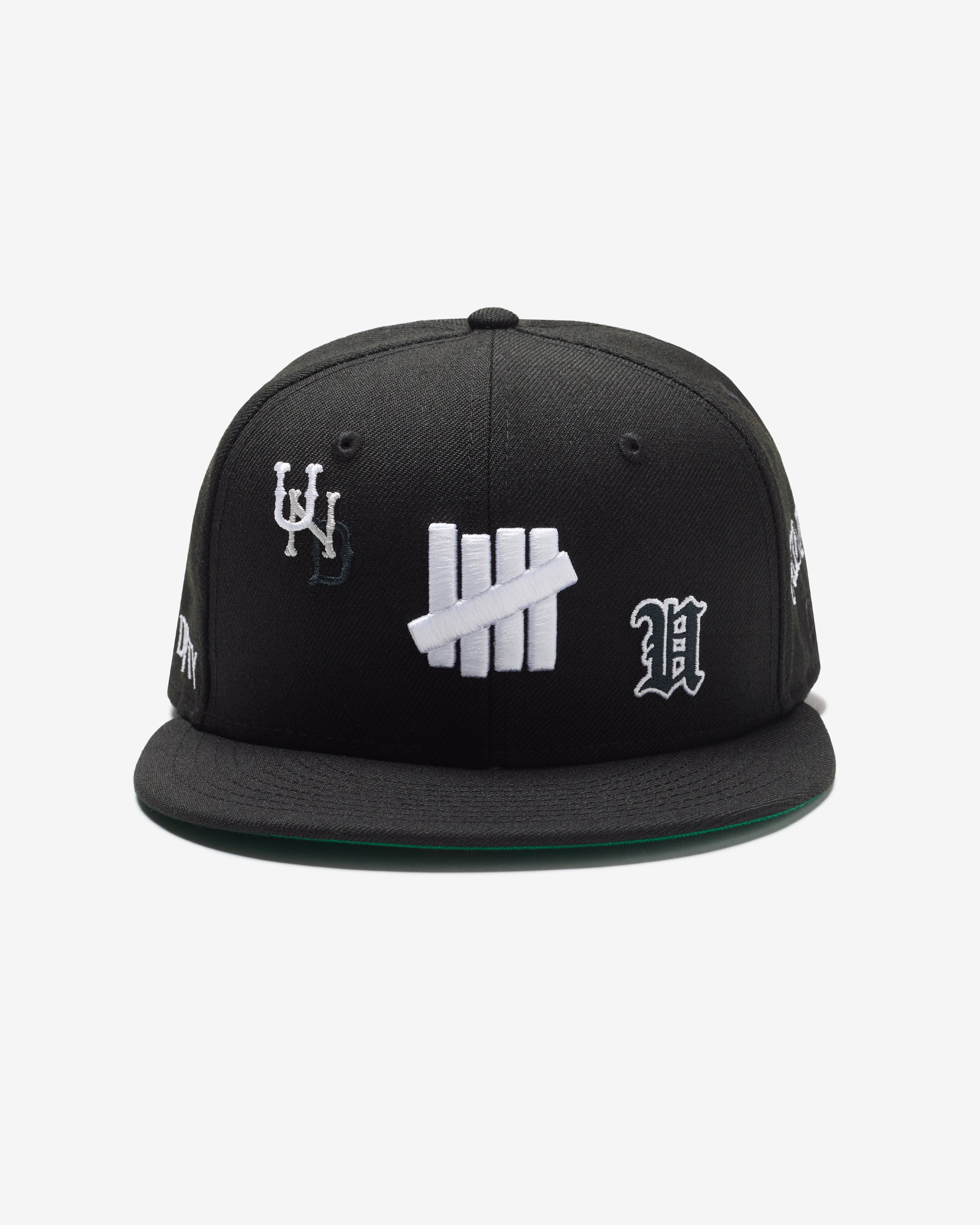 UNDEFEATED X NE ALL OVER FITTED - BLACK