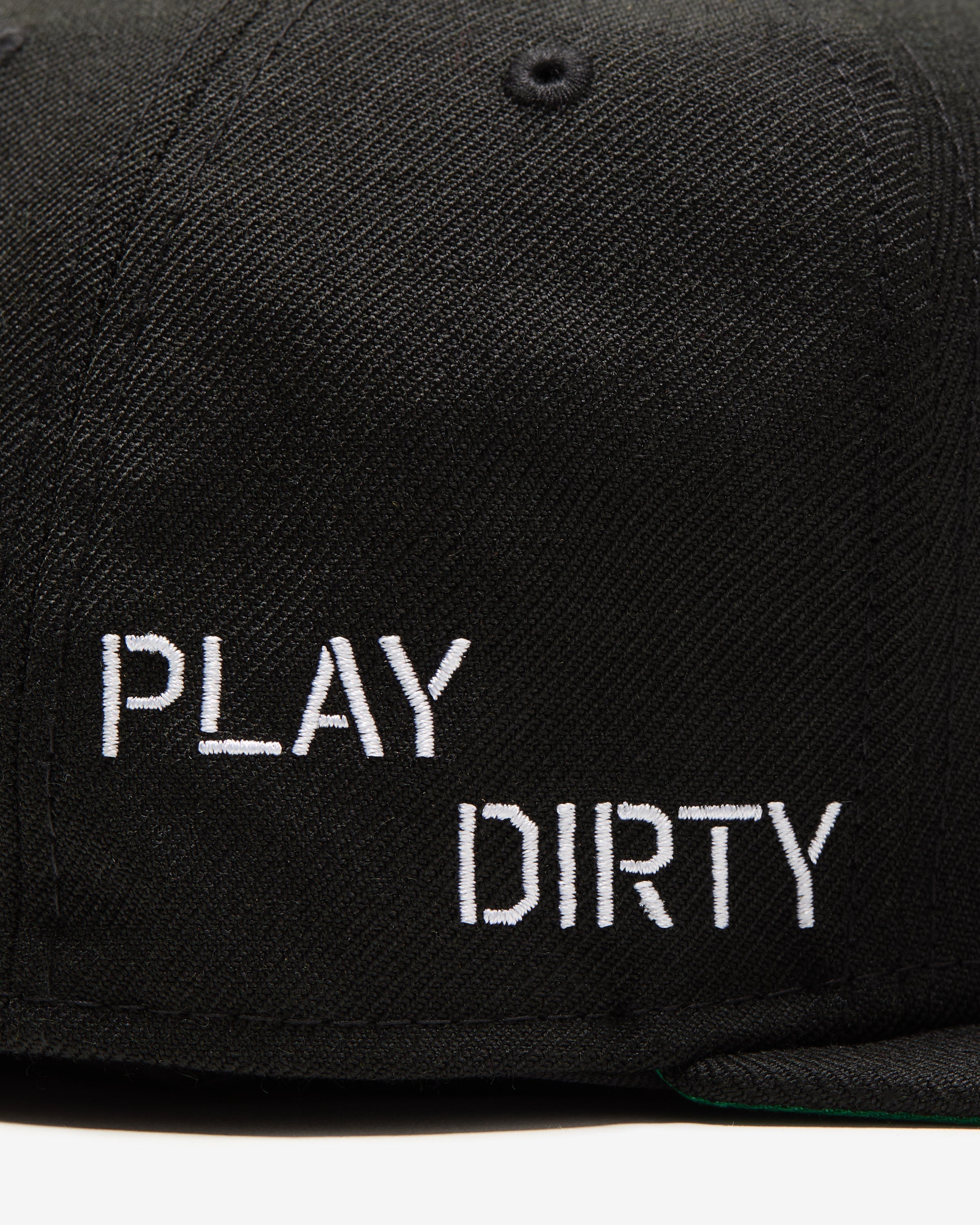 UNDEFEATED X NE ALL OVER FITTED - BLACK