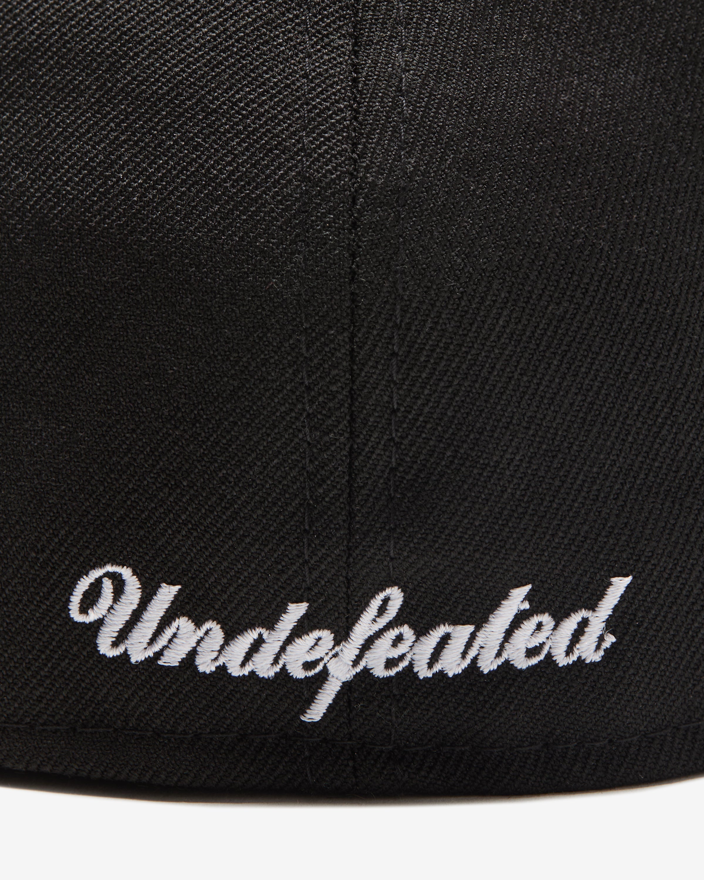 UNDEFEATED X NE WOOL ICON FITTED - BLACK