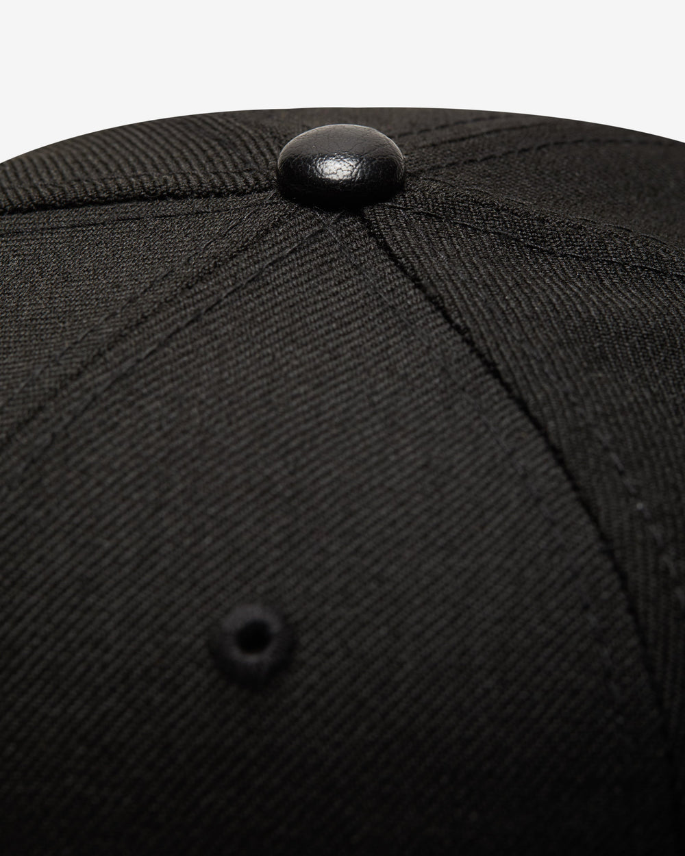 UNDEFEATED X NE WOOL ICON FITTED - BLACK