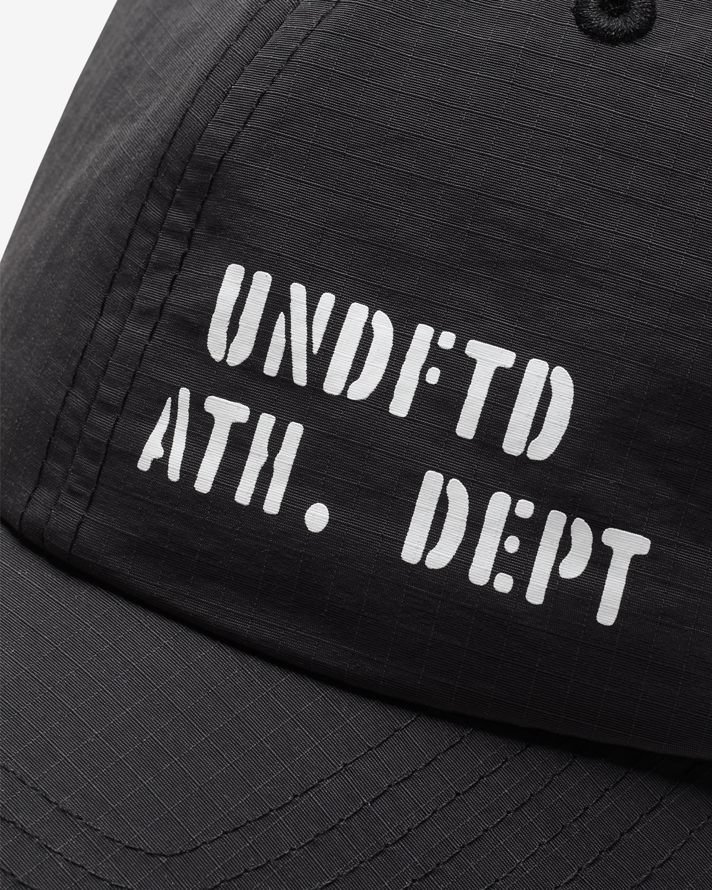 UNDEFEATED STENCIL STRAPBACK - BLACK