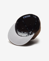 UNDEFEATED X NE ICON FITTED - BROWN