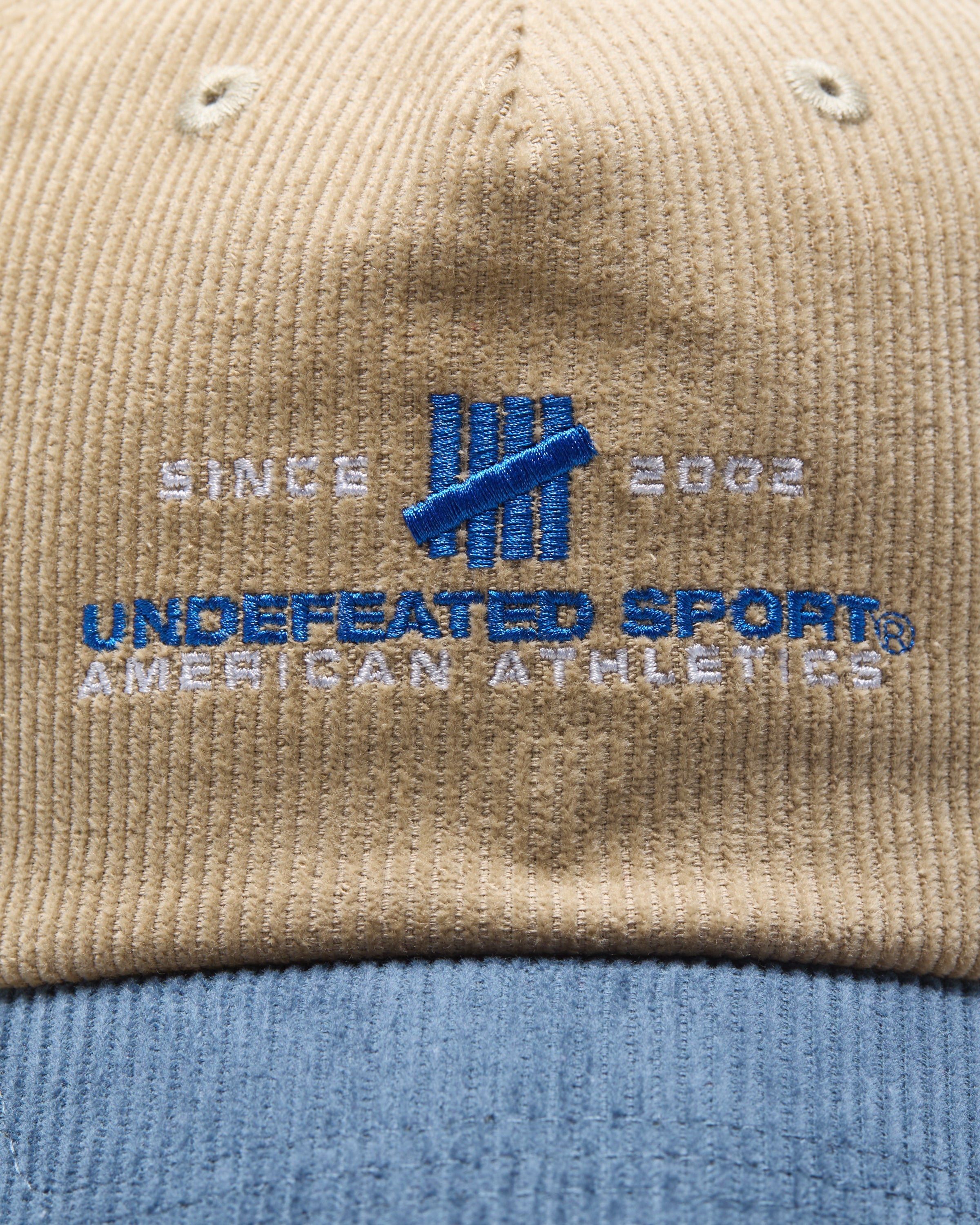 UNDEFEATED SPORT SNAPBACK - TAN