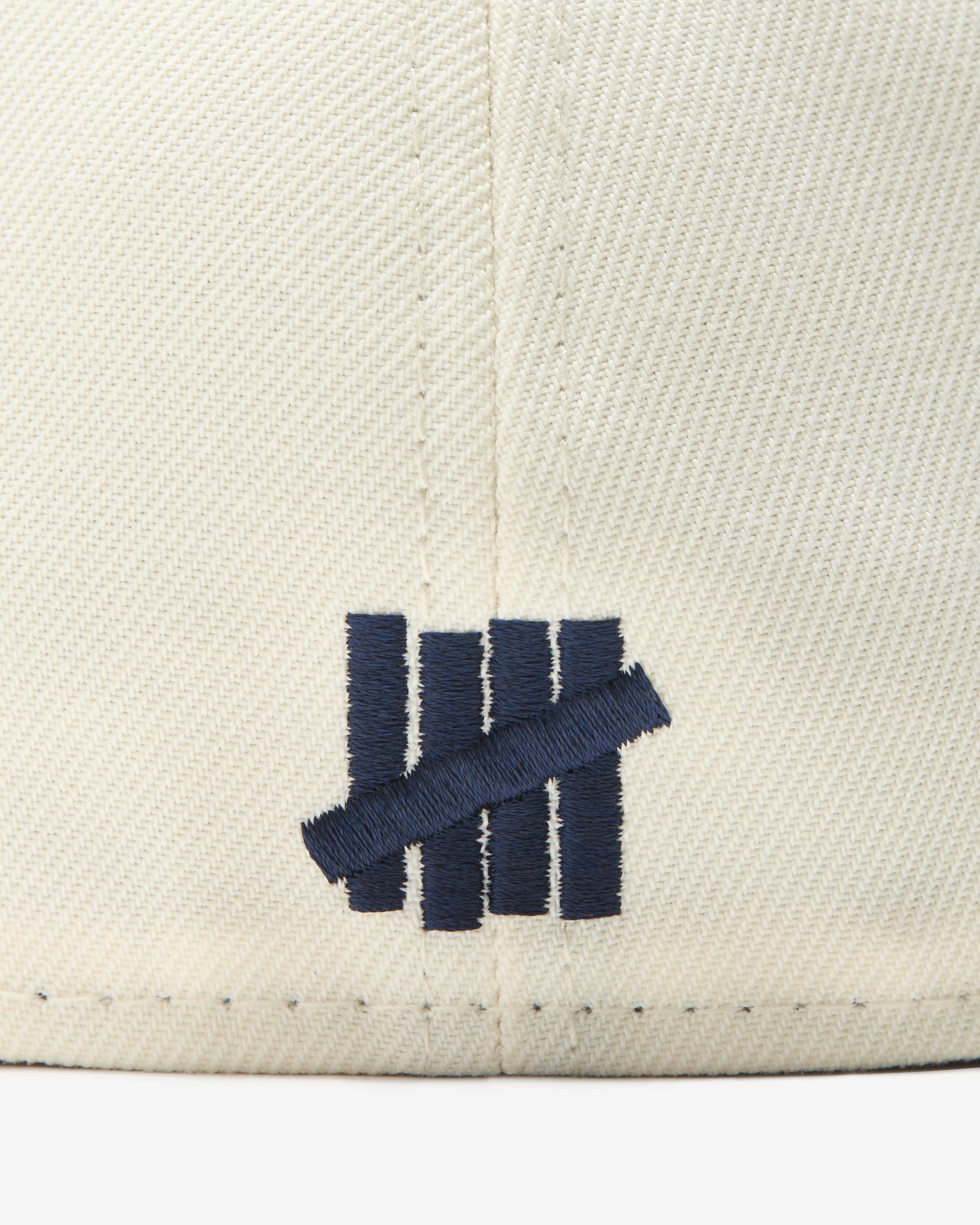 UNDEFEATED X NE O.E. FITTED - IVORY