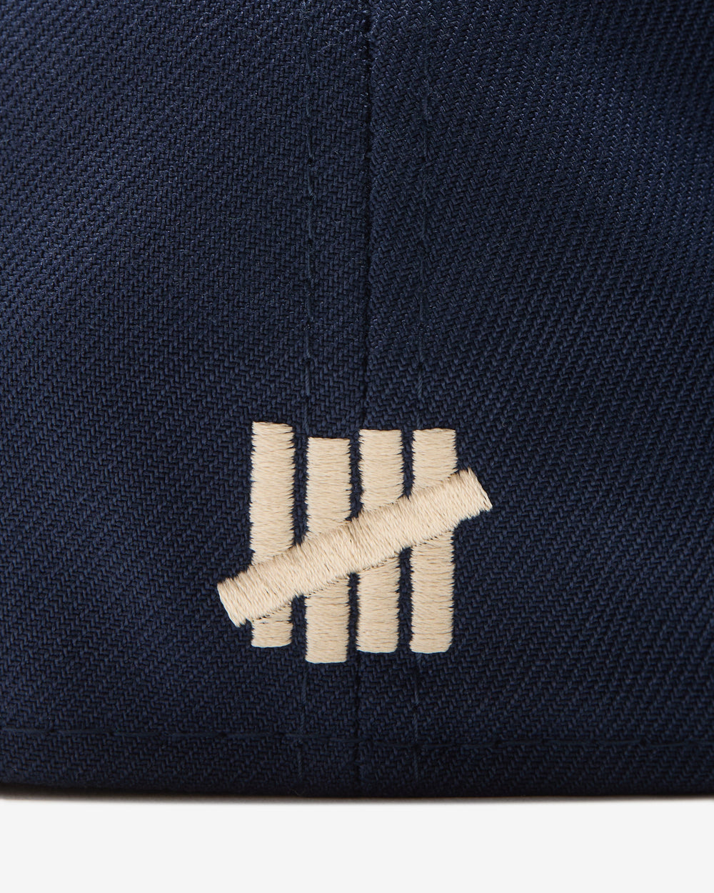 UNDEFEATED X NE O.E. FITTED - NAVY