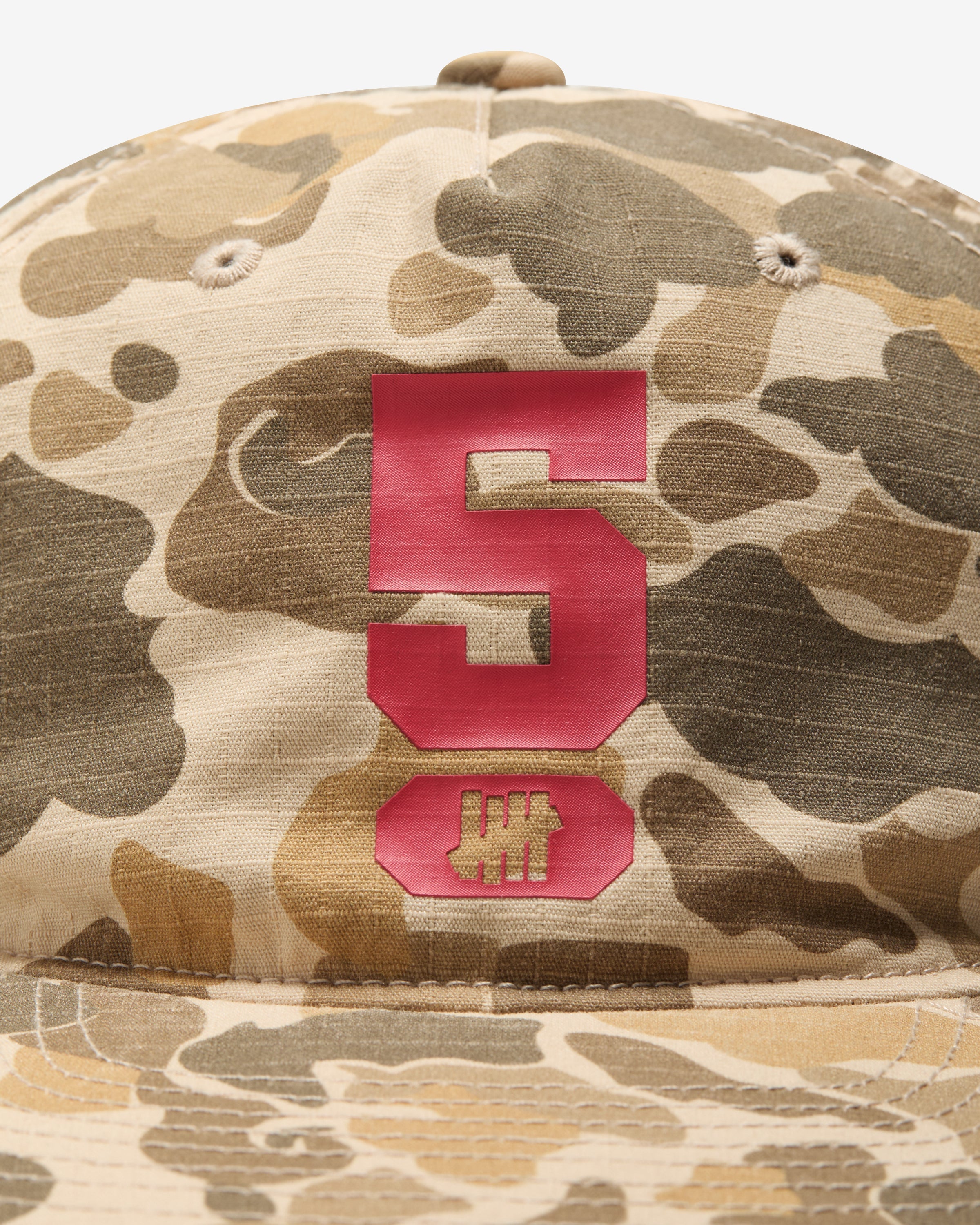 UNDEFEATED SLOUCHY 5 PANEL SNAPBACK - DESERT DUCK CAMO