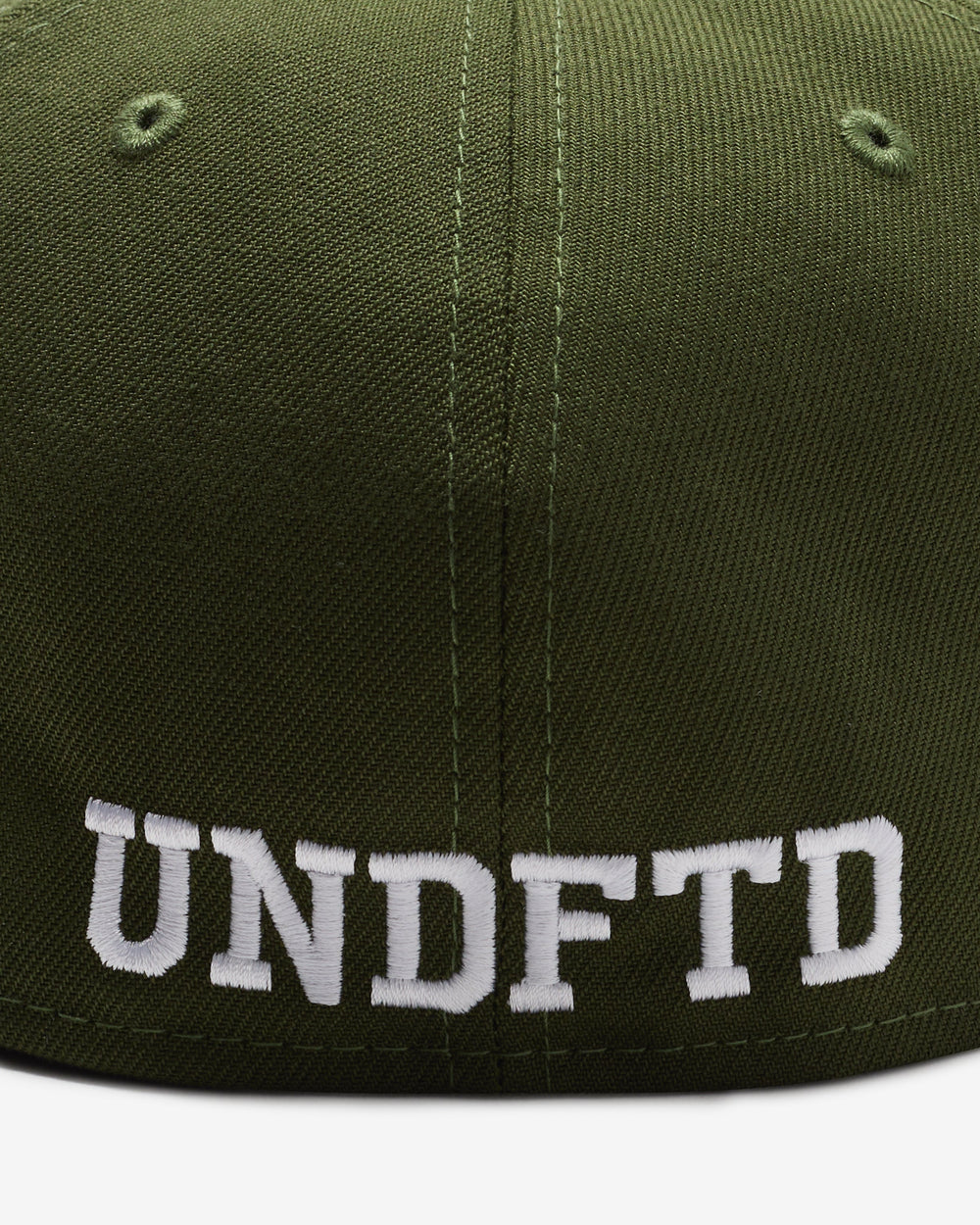 UNDEFEATED X NE CLASSIC ICON FITTED - OLIVE