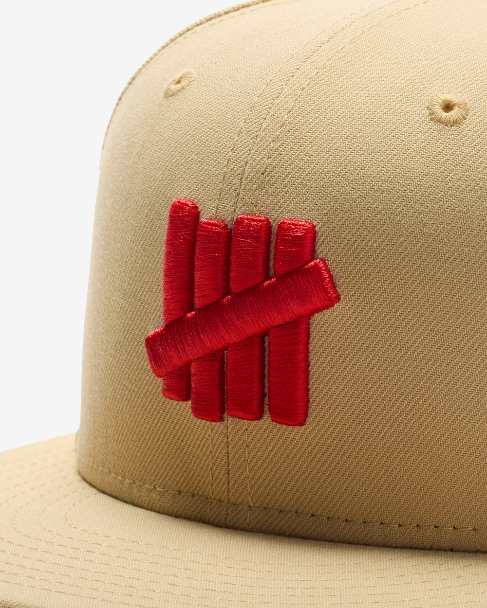 UNDEFEATED X NE CLASSIC ICON FITTED - KHAKI