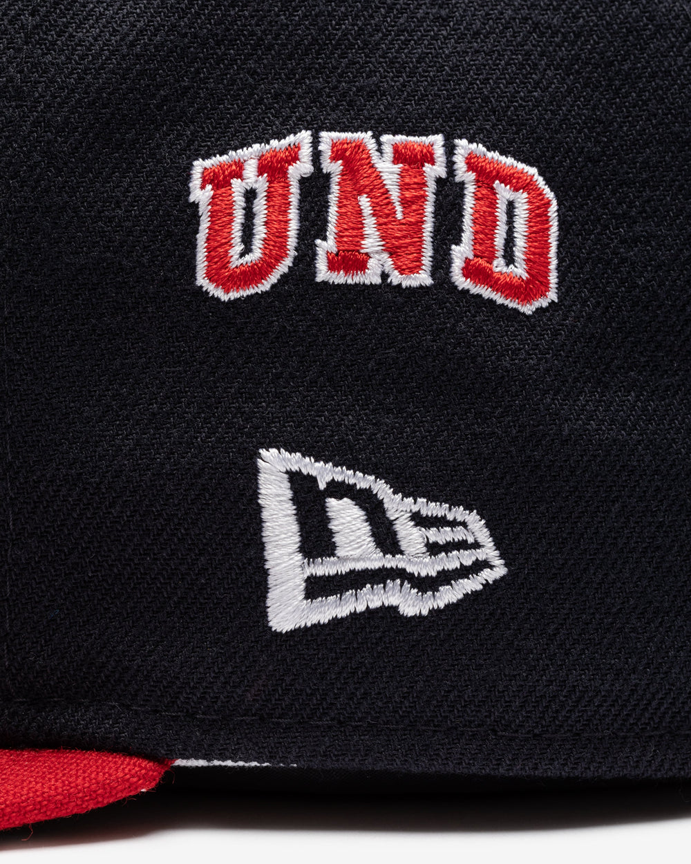 UNDEFEATED X NE X MLB FITTED - ATLANTA BRAVES -