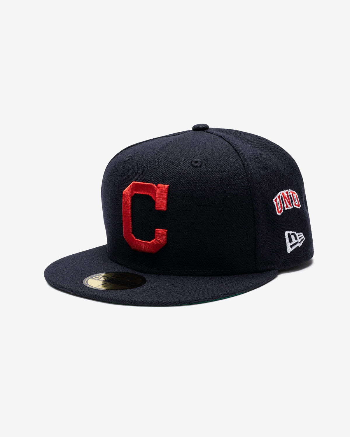 UNDEFEATED X NE X MLB FITTED - CLEVELAND INDIANS -