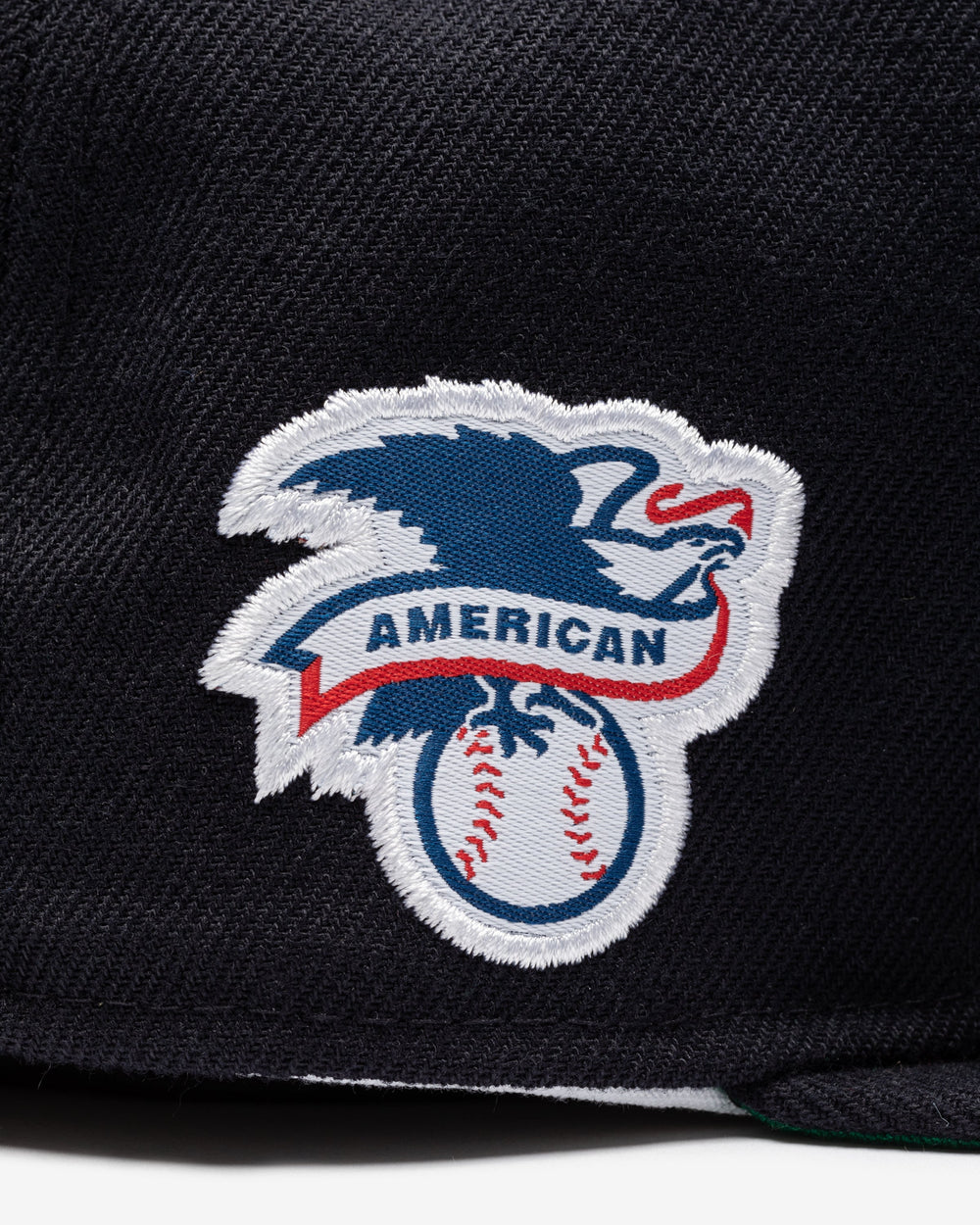 UNDEFEATED X NE X MLB FITTED - CLEVELAND INDIANS -