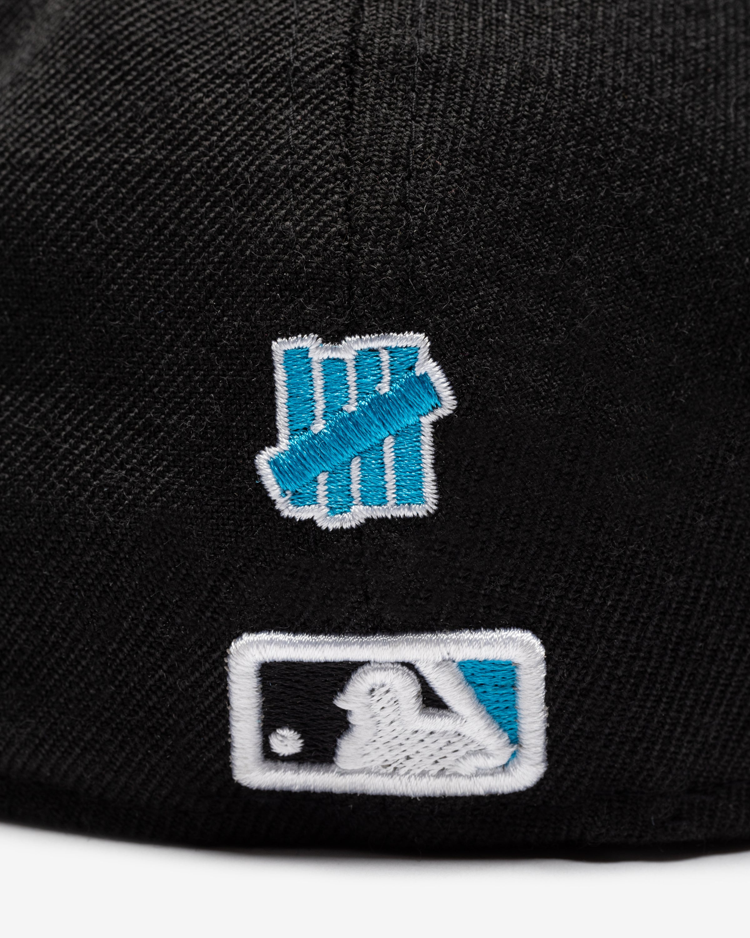 UNDEFEATED X NE X MLB FITTED - MIAMI MARLINS -
