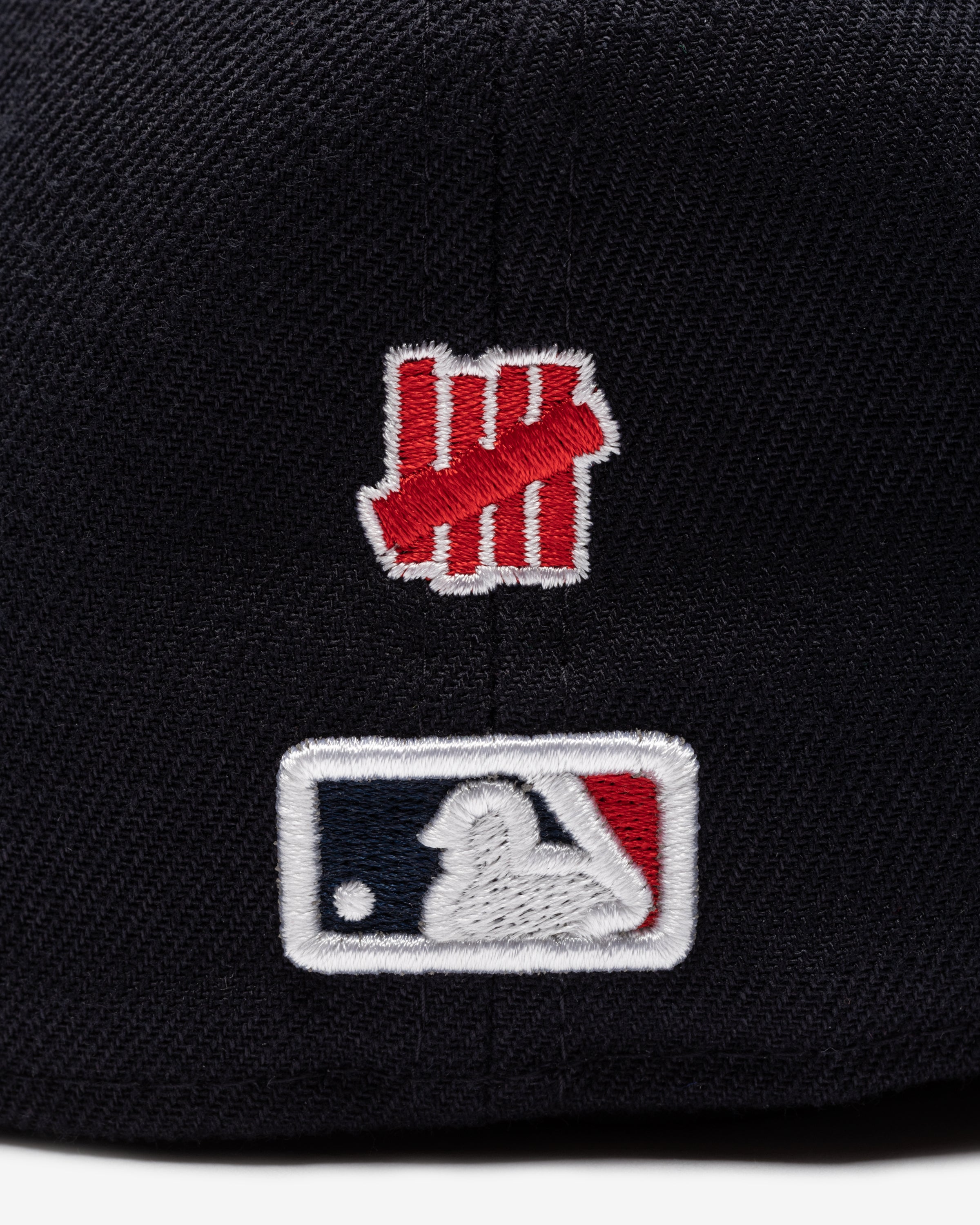 UNDEFEATED X NE X MLB FITTED - MINNESOTA TWINS -