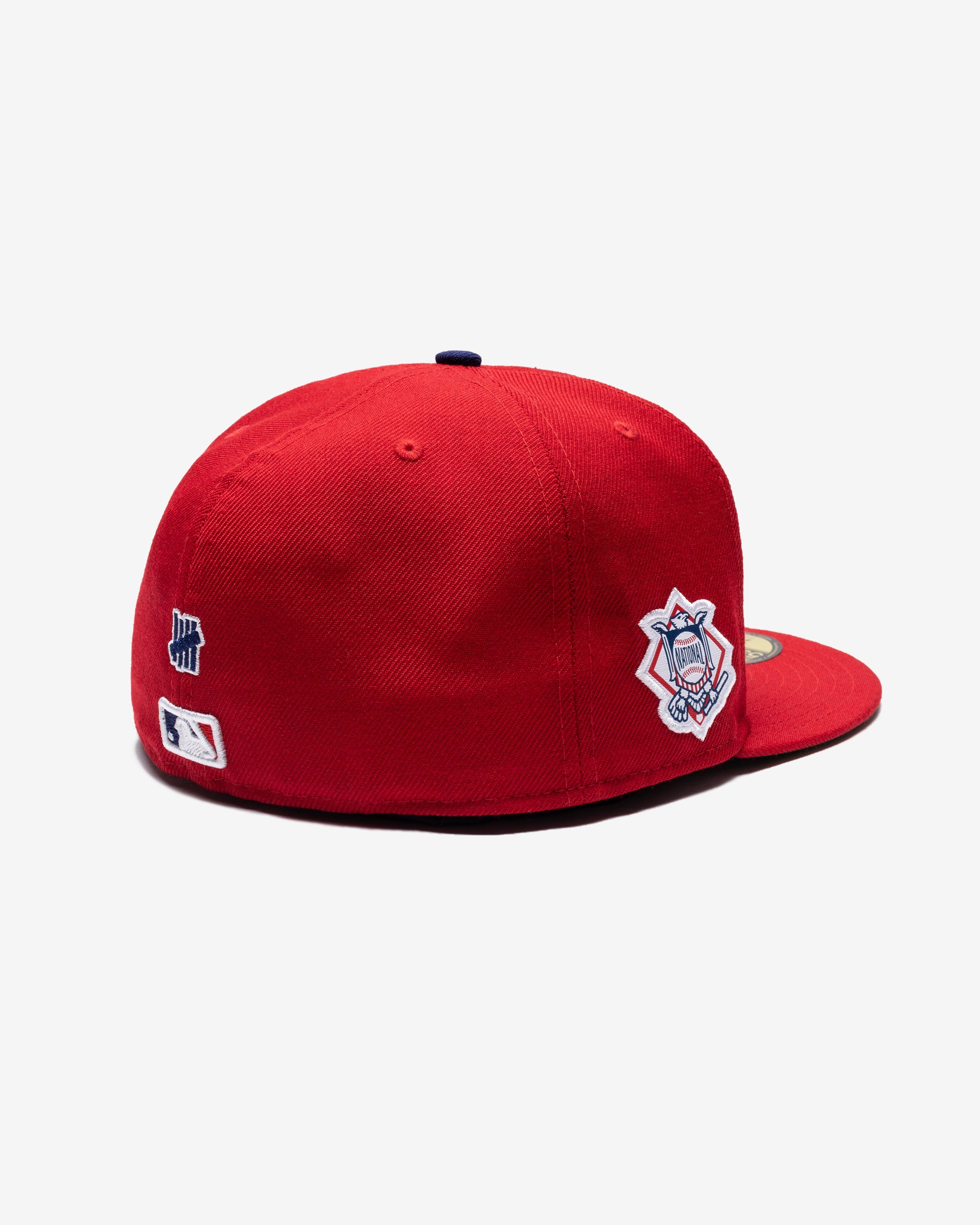 UNDEFEATED X NE X MLB FITTED - PHILADELPHIA PHILLIES -