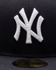 UNDEFEATED X NE X MLB FITTED - NEW YORK YANKEES -