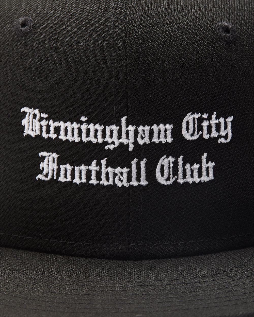 UNDEFEATED X BCFC NE OLD ENGLISH SNAPBACK - BLACK