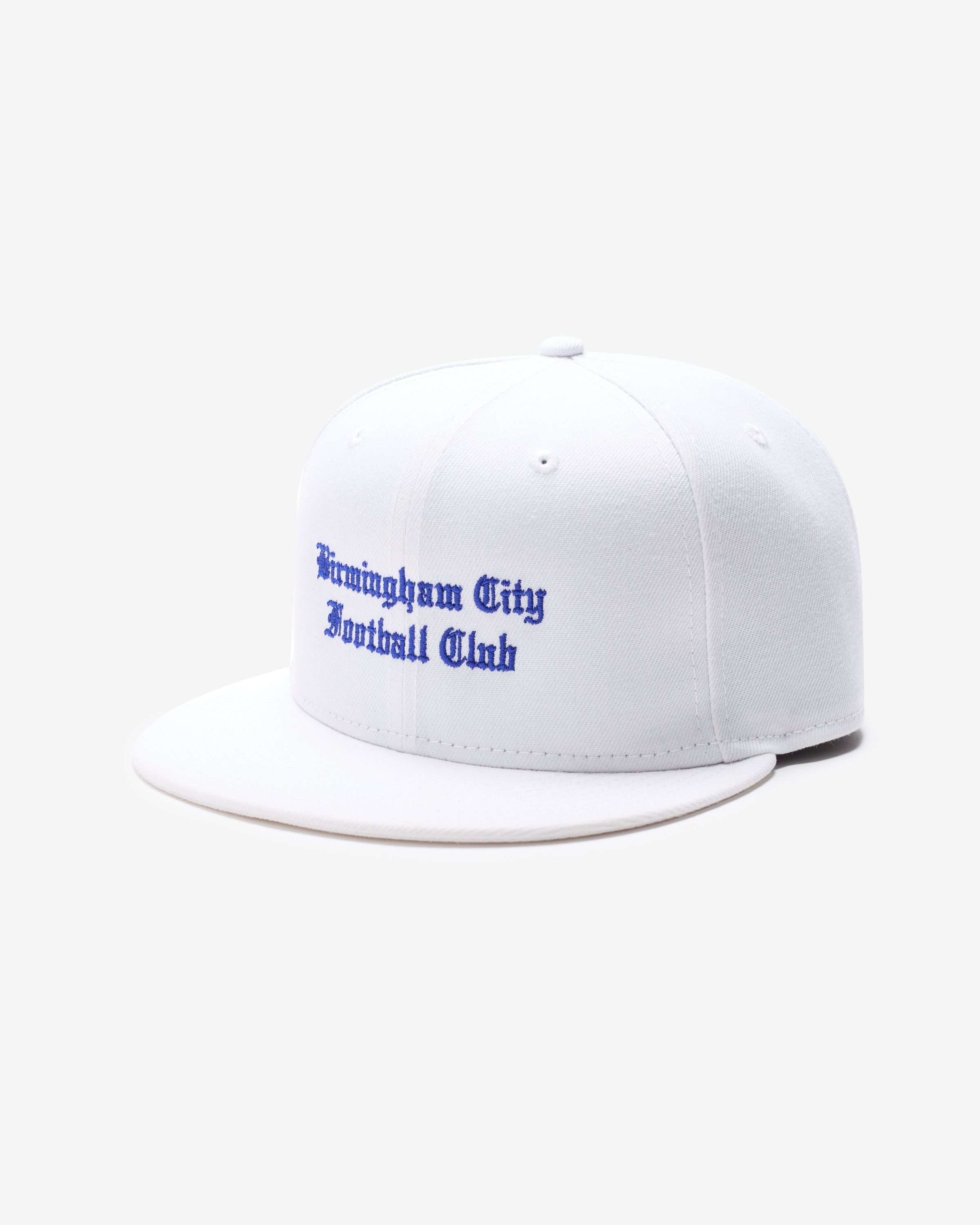 UNDEFEATED X BCFC NE OLD ENGLISH SNAPBACK - WHITE