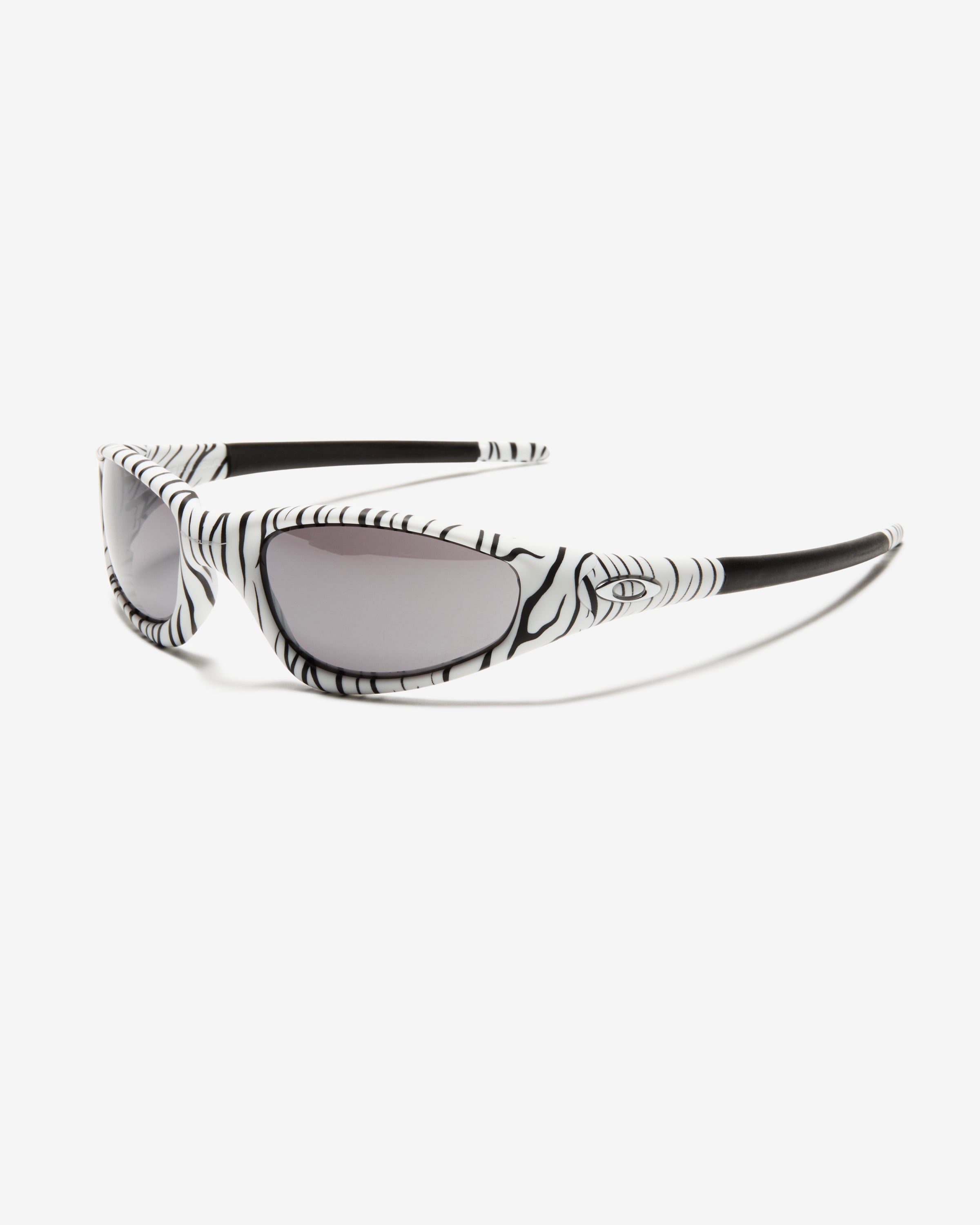 UNDEFEATED X OAKLEY STRAIGHT JACKET 99 - BENGAL -