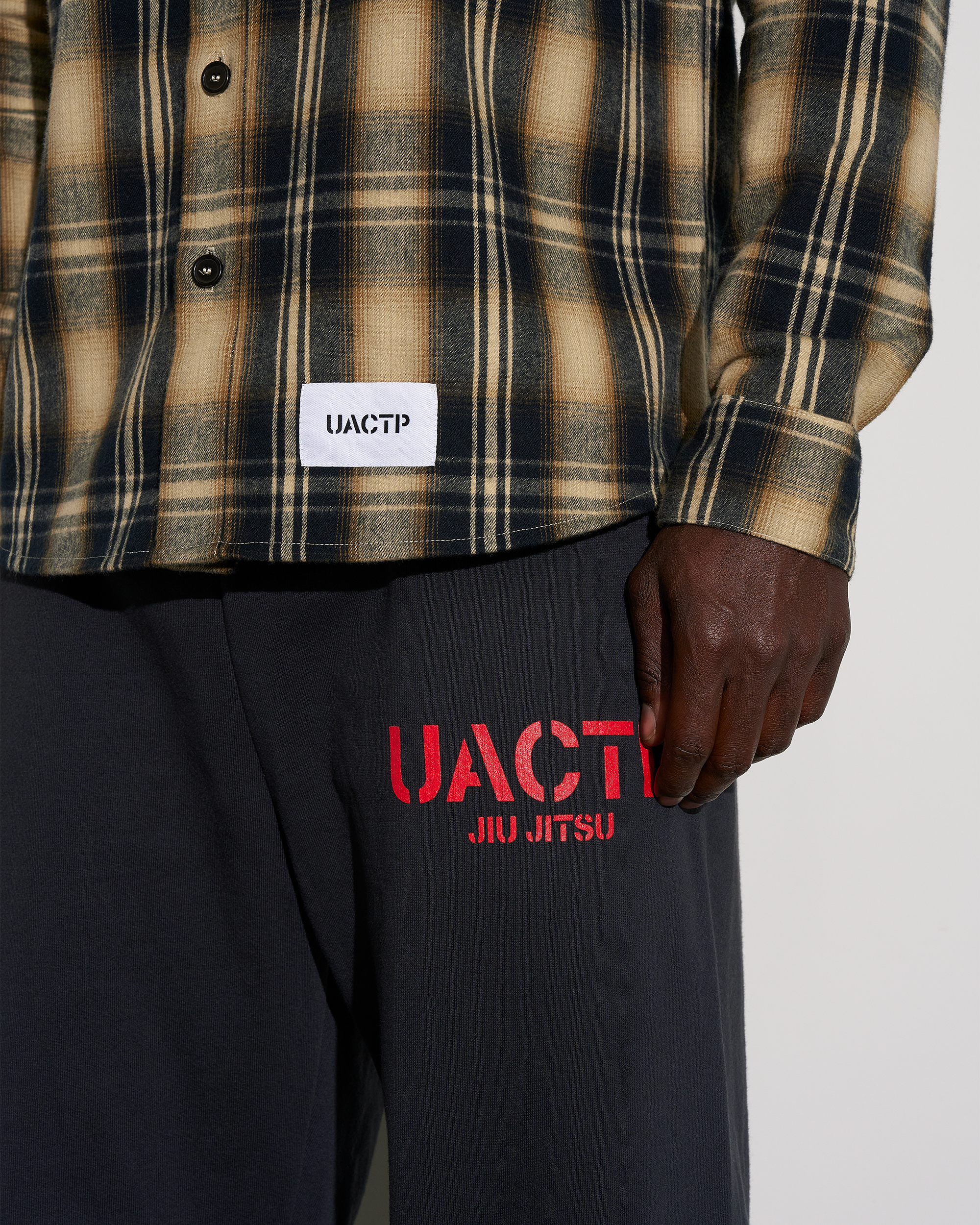 UACTP L/S FLANNEL - BLACK