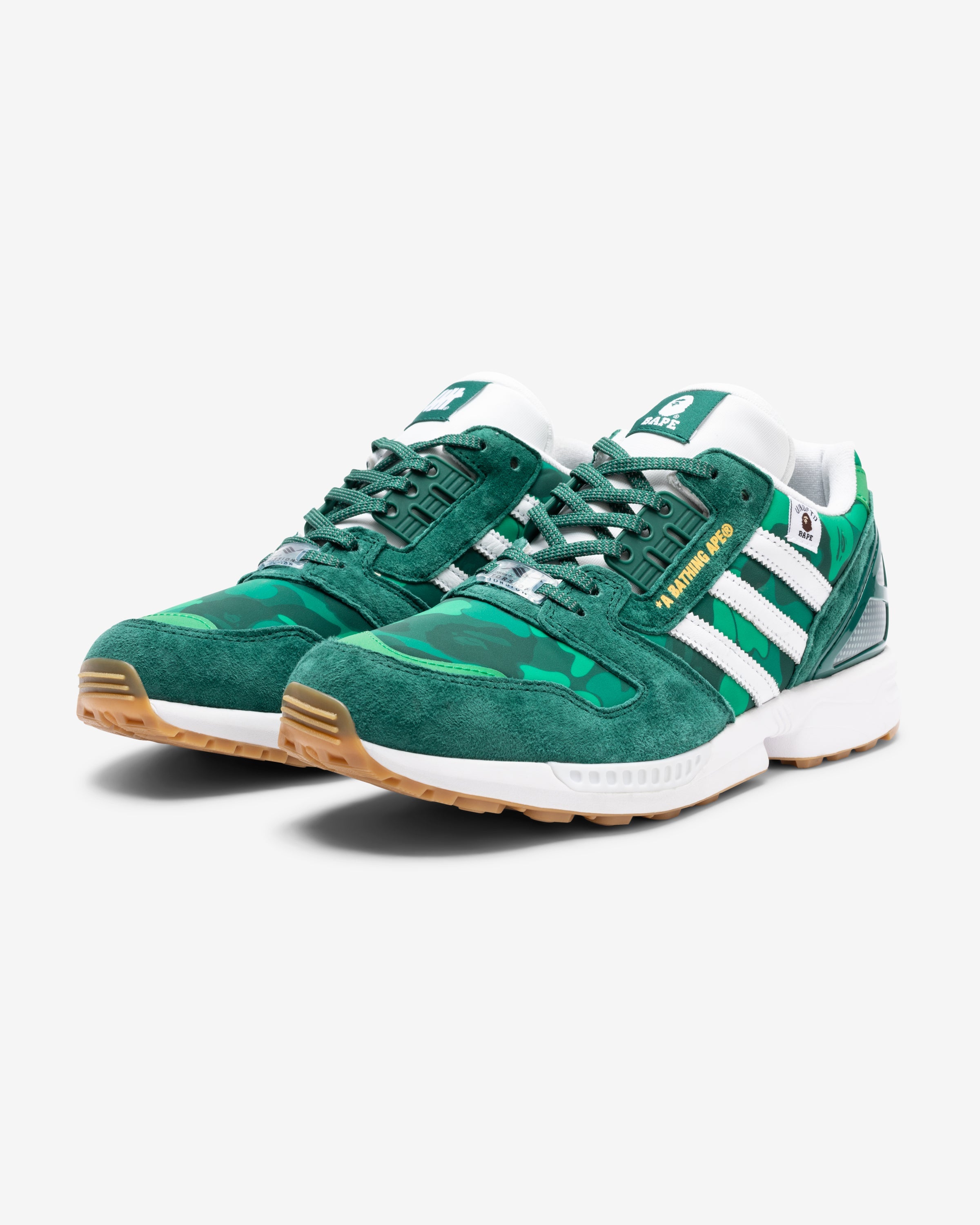 BAPE X UNDEFEATED X ADIDAS ZX 8000 - GREEN/ CWHITE/ GUM -