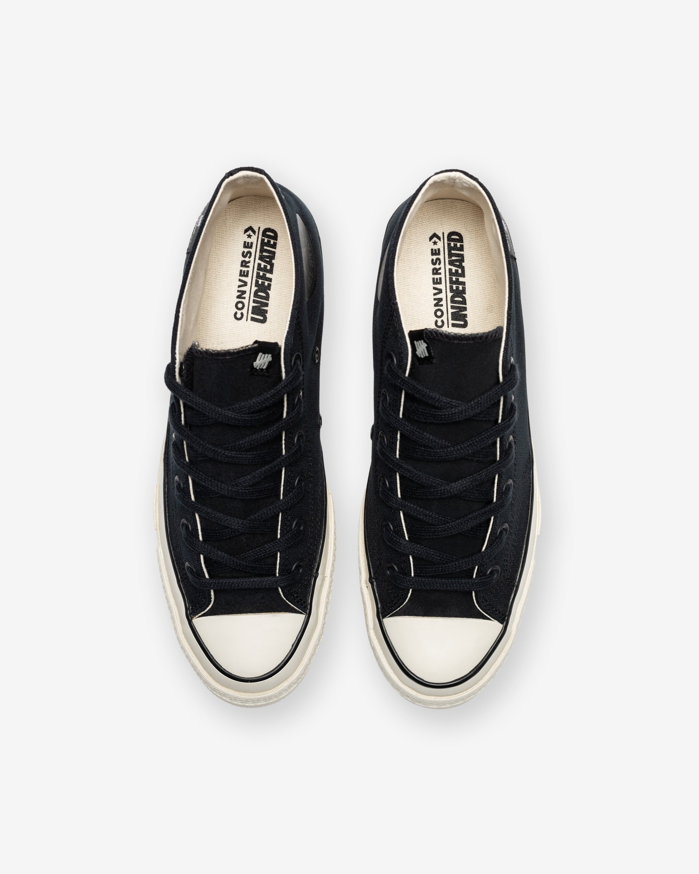 UNDEFEATED X CONVERSE CHUCK 70 MID- BLACK/ NATURALIVORY -