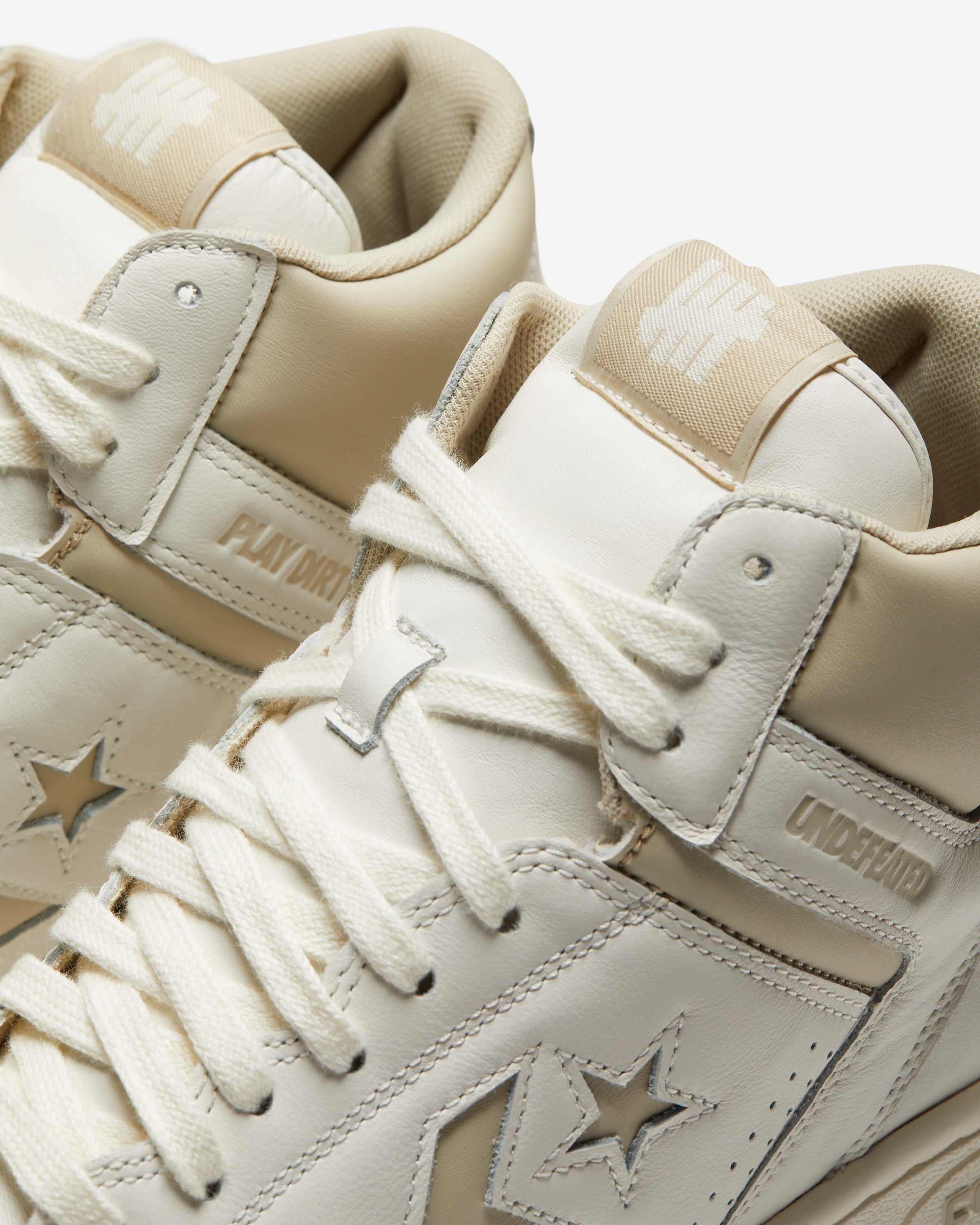 UNDEFEATED X CONVERSE WEAPON MID - VINTAGEWHITE/ CASTLE -