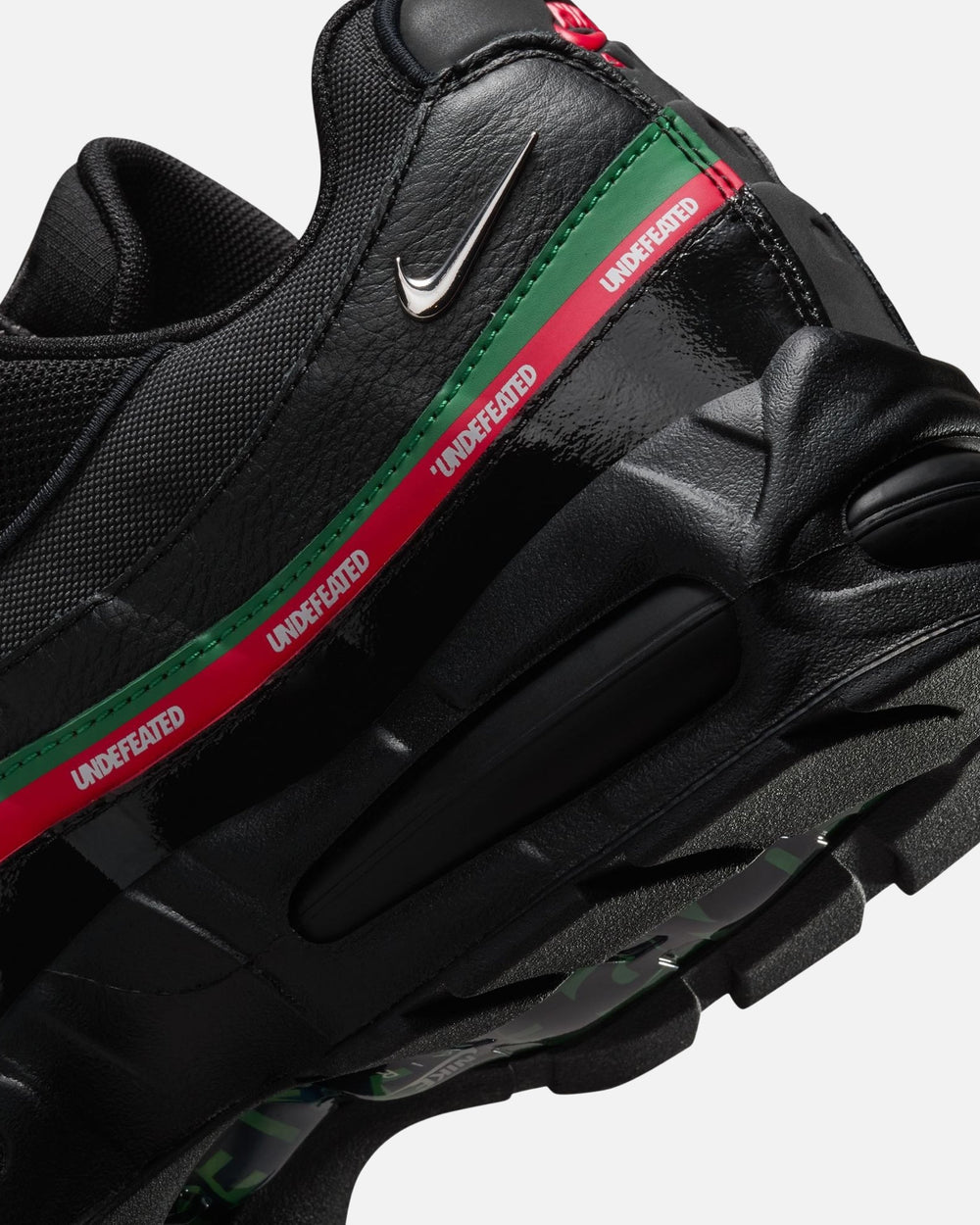 UNDEFEATED X NIKE AIR MAX 95 SP - BLACK/ METALLICSILVER -