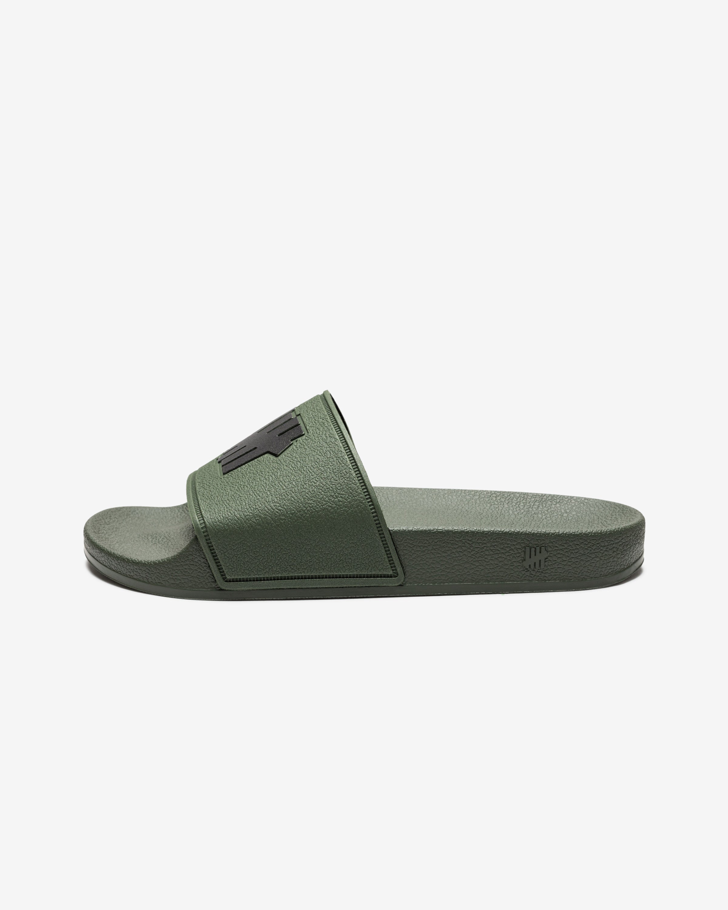 UNDEFEATED ICON CLASSIC SLIDE - OLIVE/BLACK