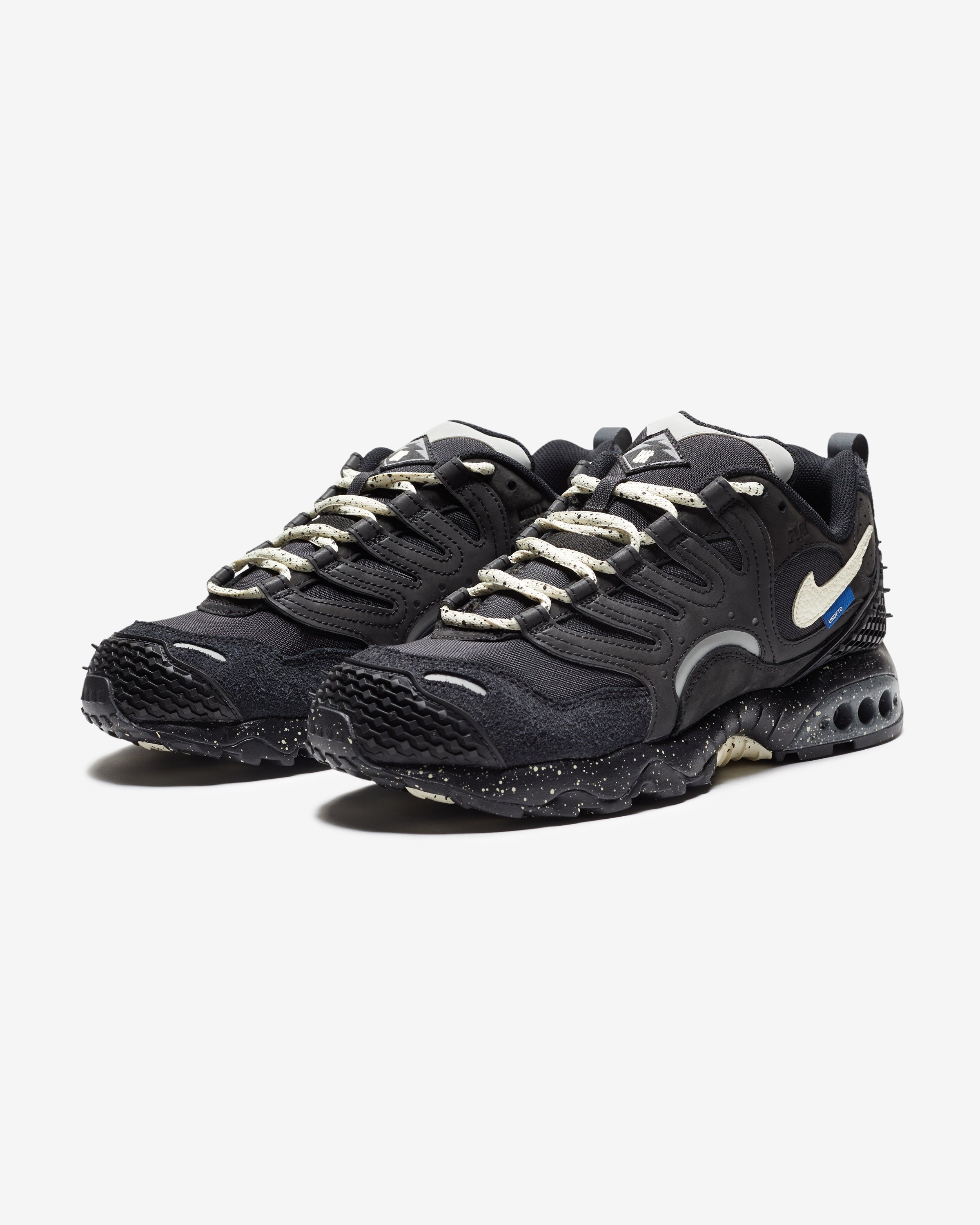 UNDEFEATED X NIKE AIR TERRA HUMARA - BLACK/ COCONUTMILK -