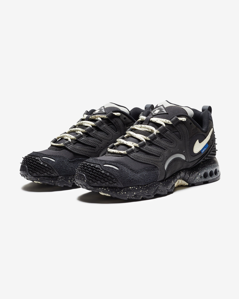 UNDEFEATED X NIKE AIR TERRA HUMARA - BLACK/ COCONUTMILK -
