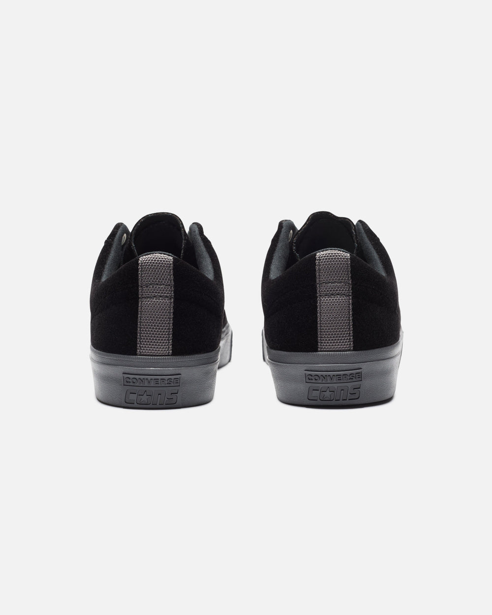 UNDEFEATED X CONVERSE ONE STAR ACADEMY PRO OX - BLACK -