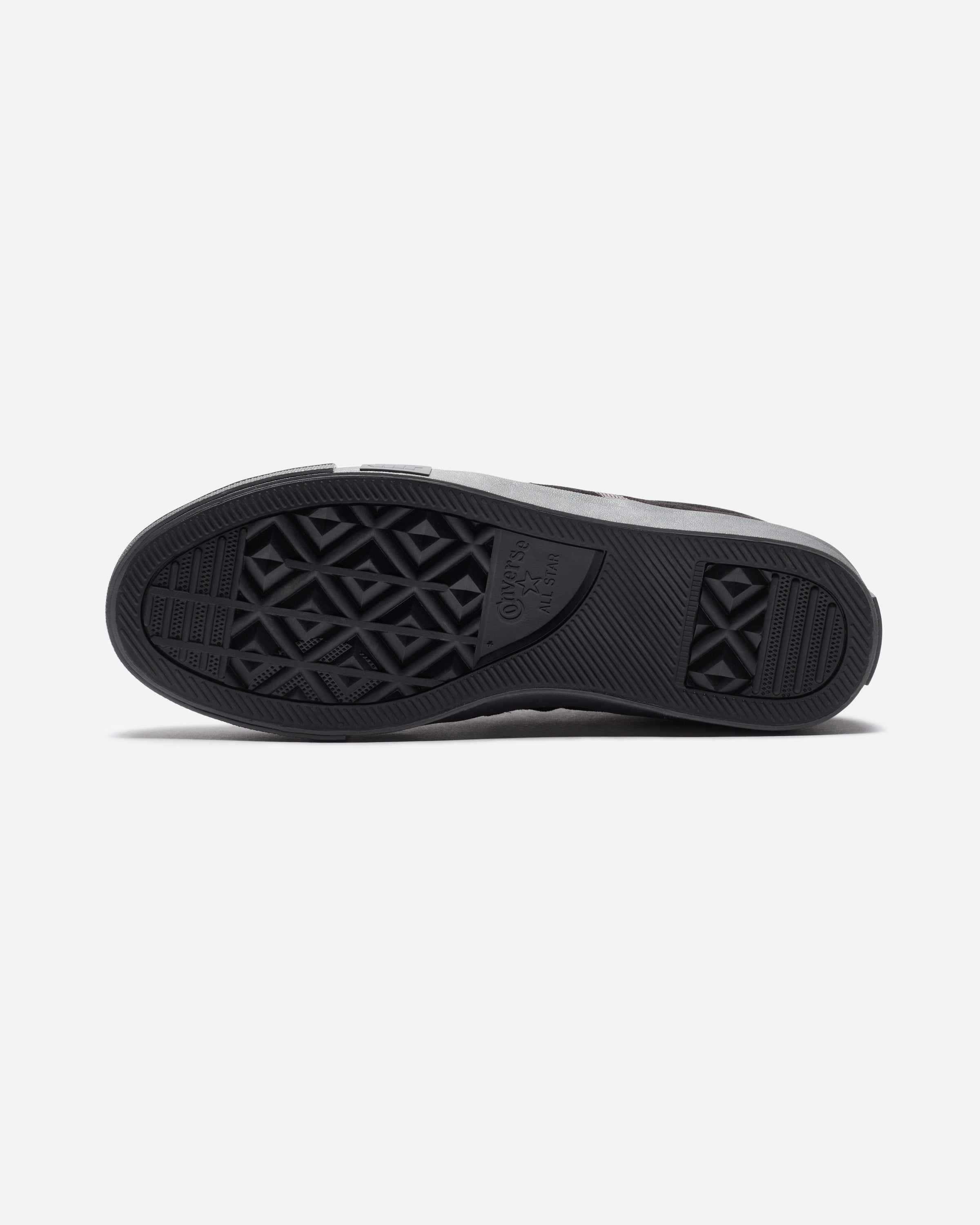 UNDEFEATED X CONVERSE ONE STAR ACADEMY PRO OX - BLACK -