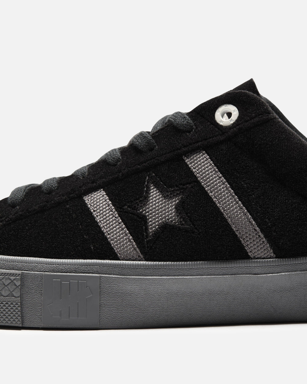 UNDEFEATED X CONVERSE ONE STAR ACADEMY PRO OX - BLACK -